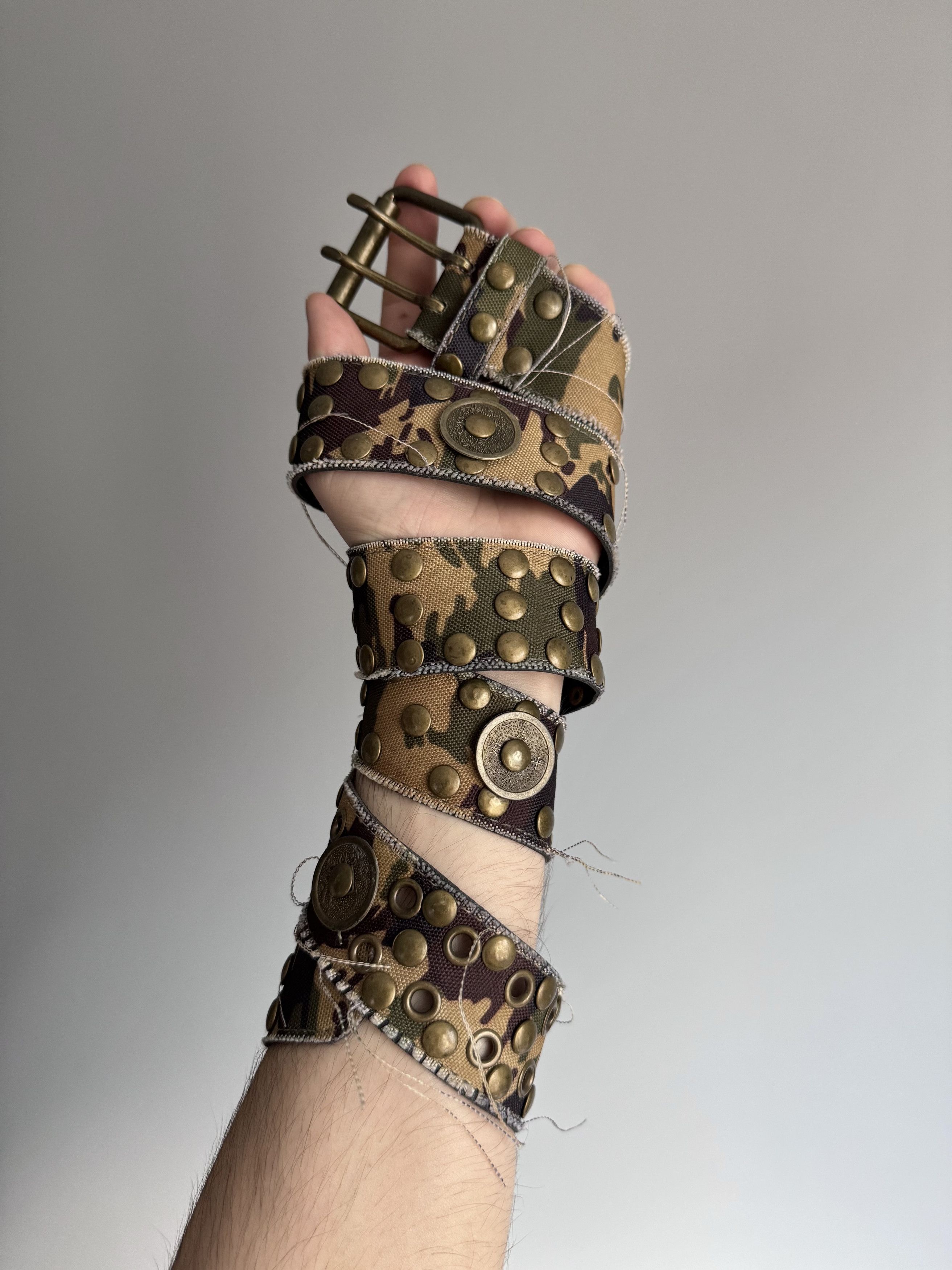 Japanese Brand Vintage Avant-Garde Y2K Distressed Japanese Style Camo belt Size ONE SIZE - 1 Thumbnail