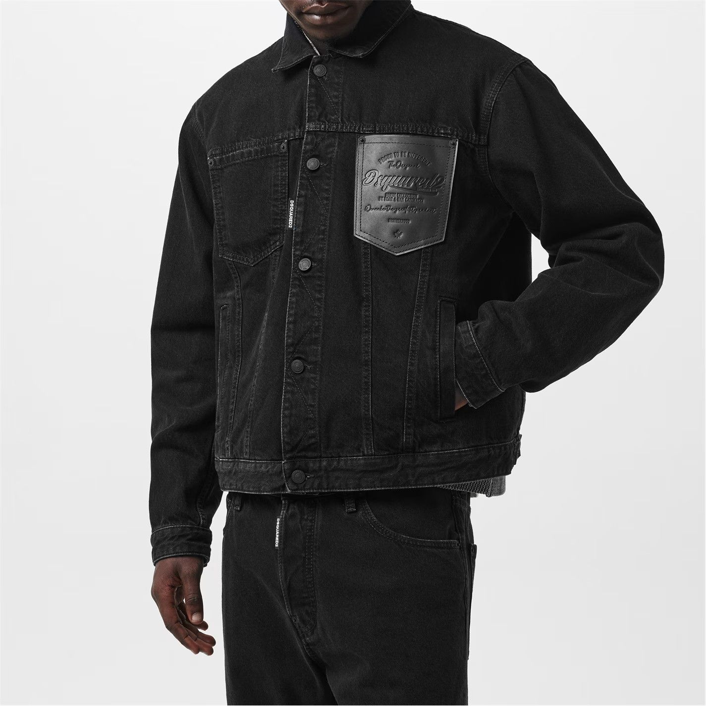 Dsquared2 o1g2r1mq0426 Logo Patch Denim Jacket in Black Size US S / EU 44-46 / 1 - 3 Thumbnail