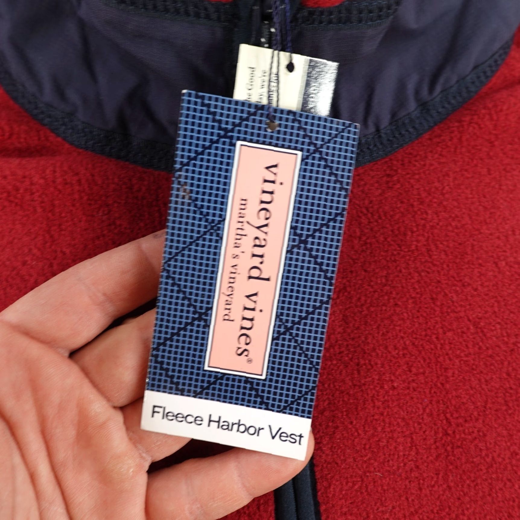 Vineyard Vines Vineyard Vines Vest Mens Medium Red Fleece Full Zip Up Zip Vest NEW Size US M / EU 48-50 / 2 - 4 Thumbnail