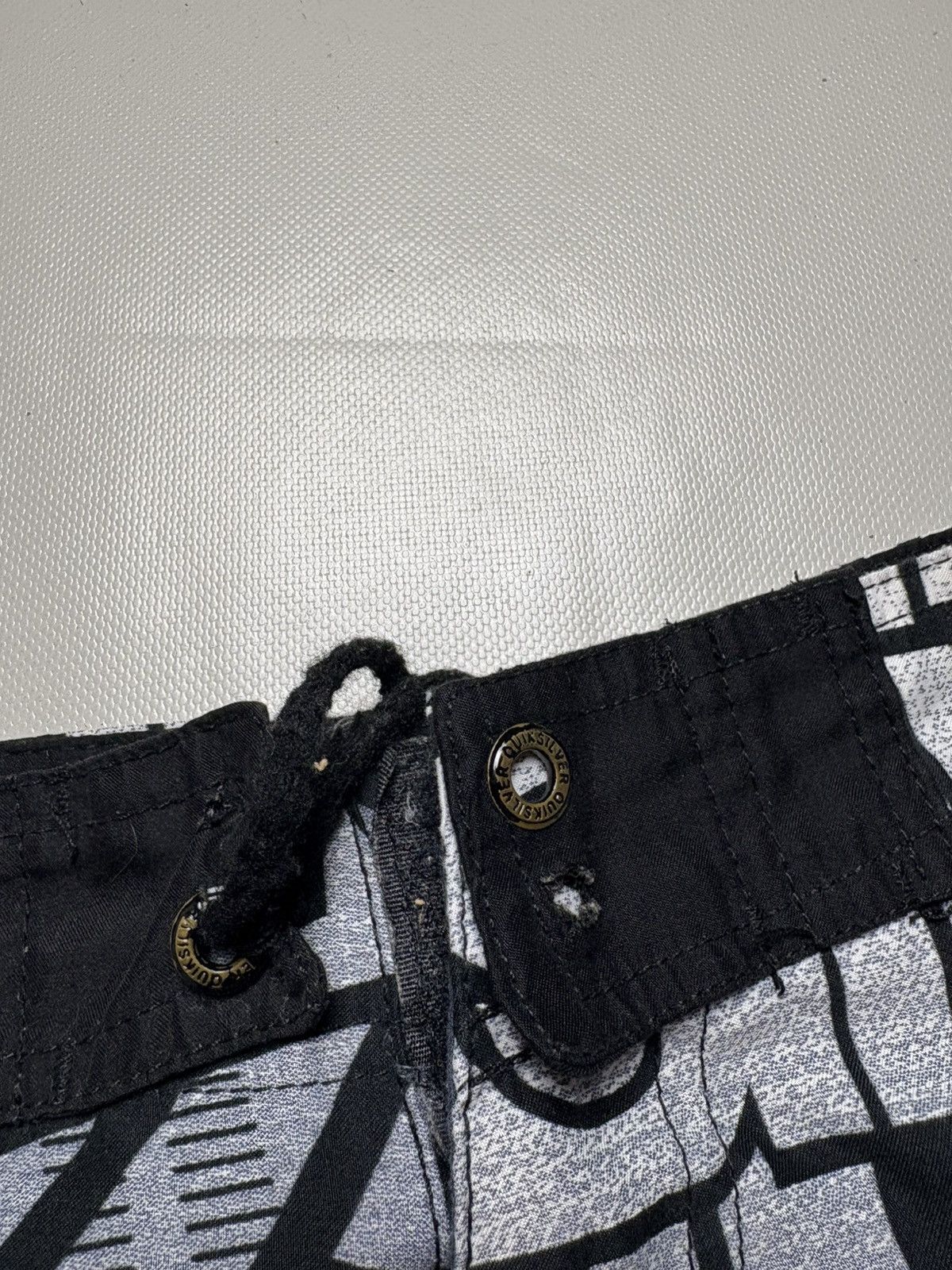 Quiksilver Vintage Quiksilver Monogram Swiming Shorts Size US 30 / EU 46 - 2 Thumbnail