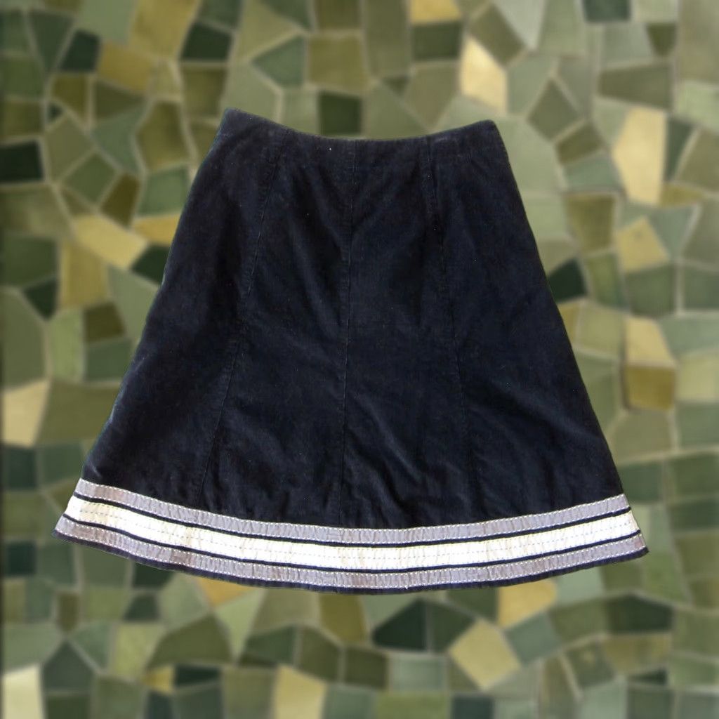 Boden Boden Skirt Women 12L 100% Cotton Black Corduroy A-Line Midi Zipper - Vintage? (No, not vintage) Size 34" / US 12 / IT 48 - 1 Thumbnail