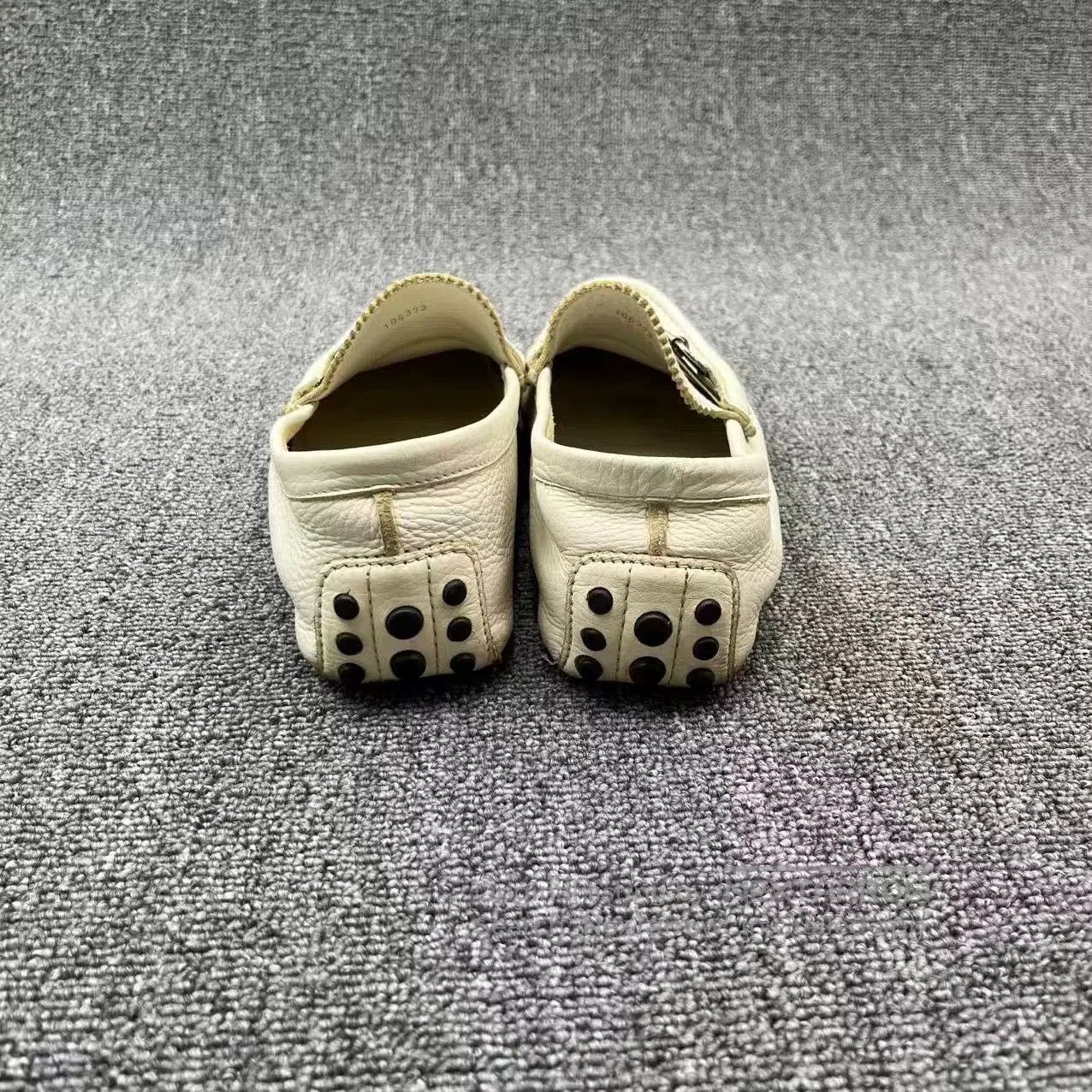 Gucci gucci beige loafers with red. Size US 9 / EU 42 - 4 Thumbnail