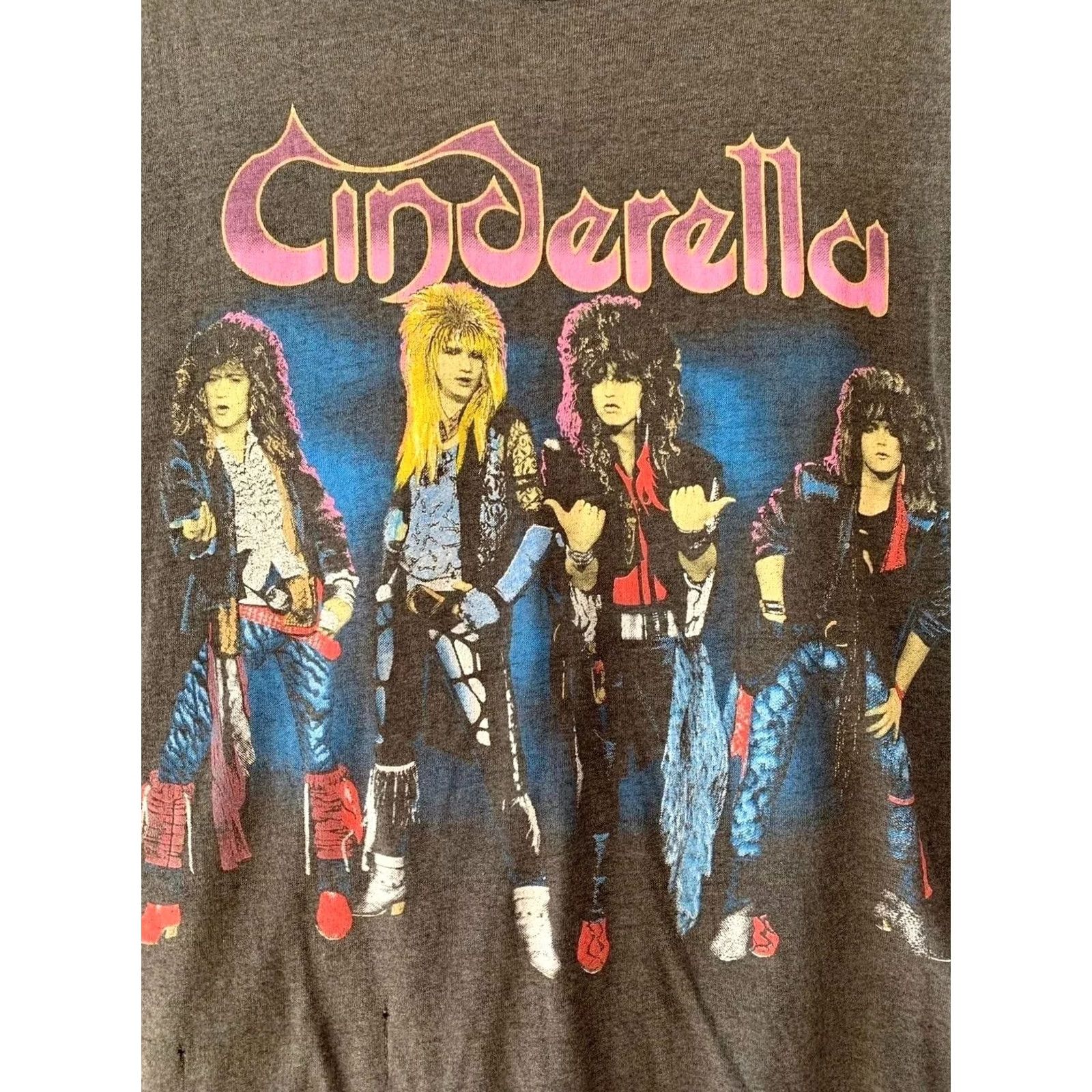 Vintage VINTAGE 1986 CINDERELLA WORLD TOUR BLACK TEE SHIRT MEN'S SIZE S Shirt Mens S Black Cinderella World Tour 1986 Size US S / EU 44-46 / 1 - 5 Thumbnail