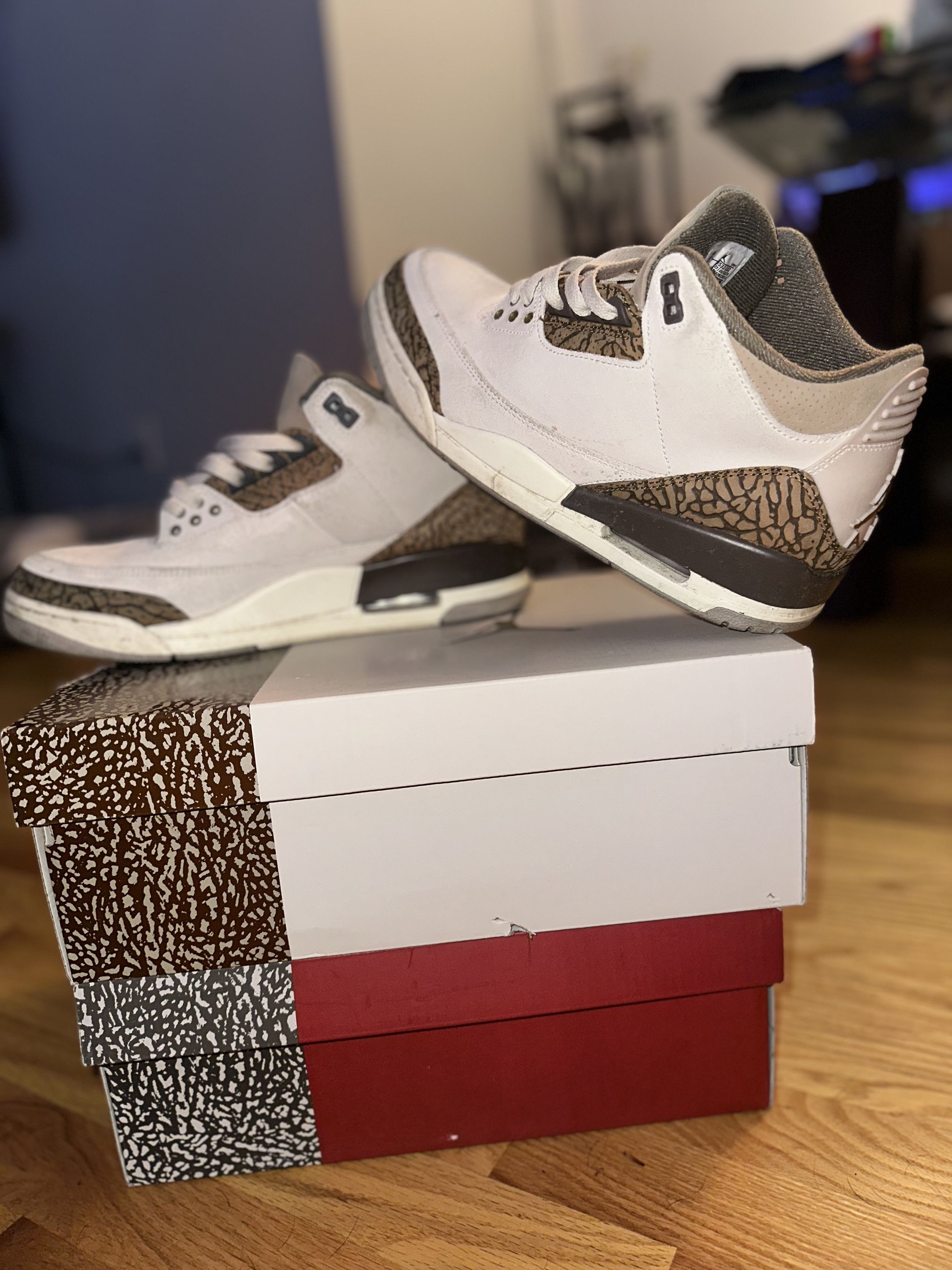 Jordan Brand Size 9.5 - Jordan 3 Retro Low Palomino Brown Tan Suede Size US 9.5 / EU 42-43 - 7 Thumbnail