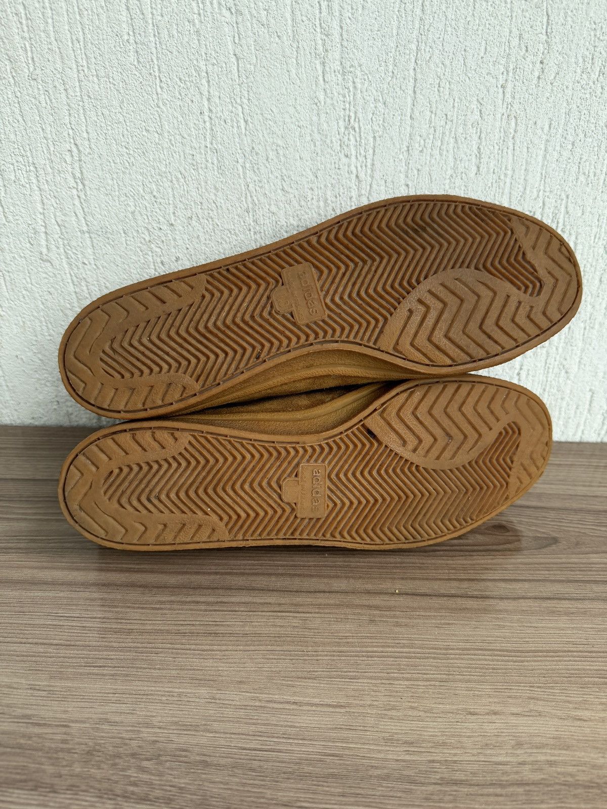 Adidas 1974 Adidas beach suede sneaker Size US 10 / EU 43 - 15 Thumbnail