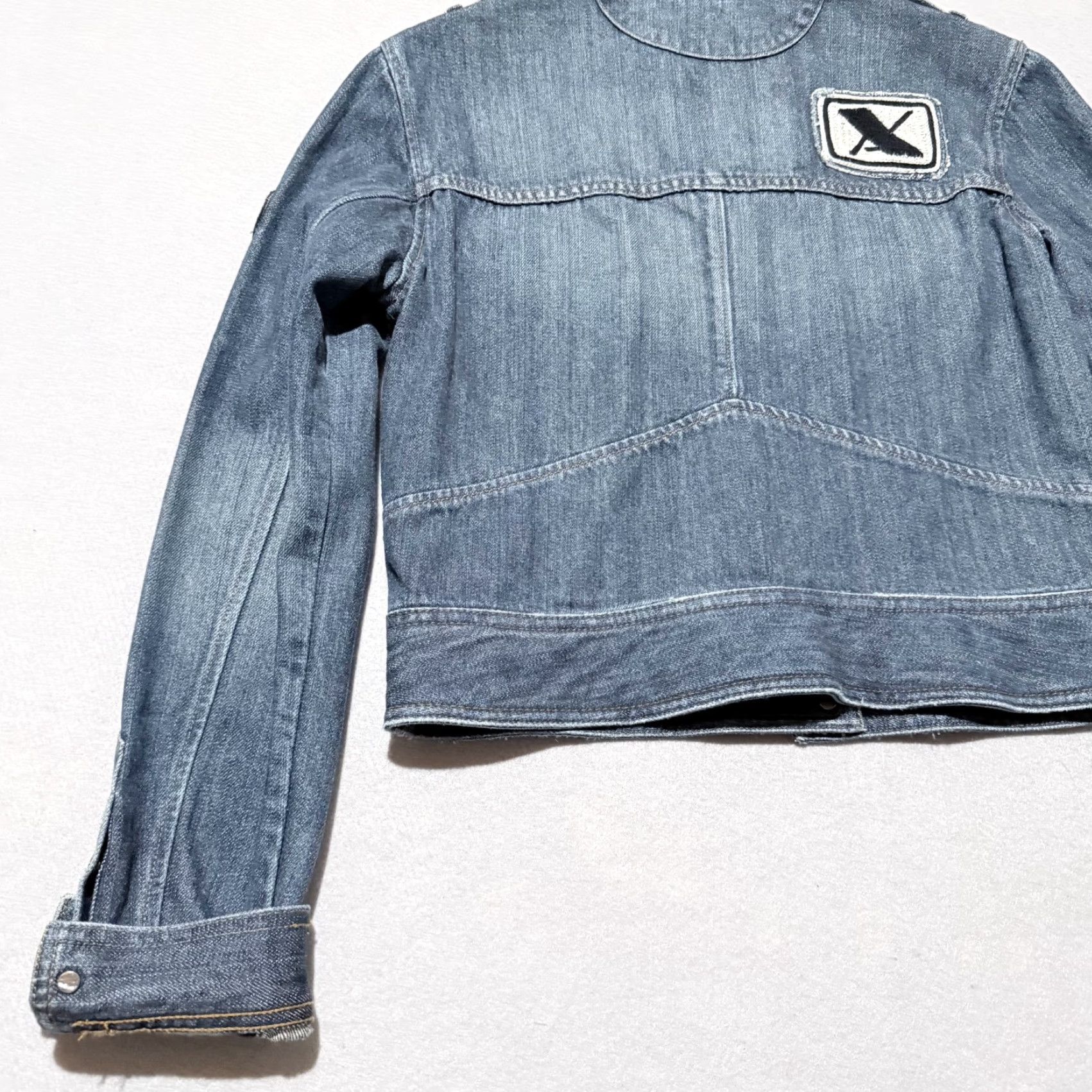 Armani Exchange Armani Exchange Jacket Blue Women's Large Denim Trucker Collared Patchwork/Logo Button Vintage? No Size L / US 10 / IT 46 - 3 Thumbnail