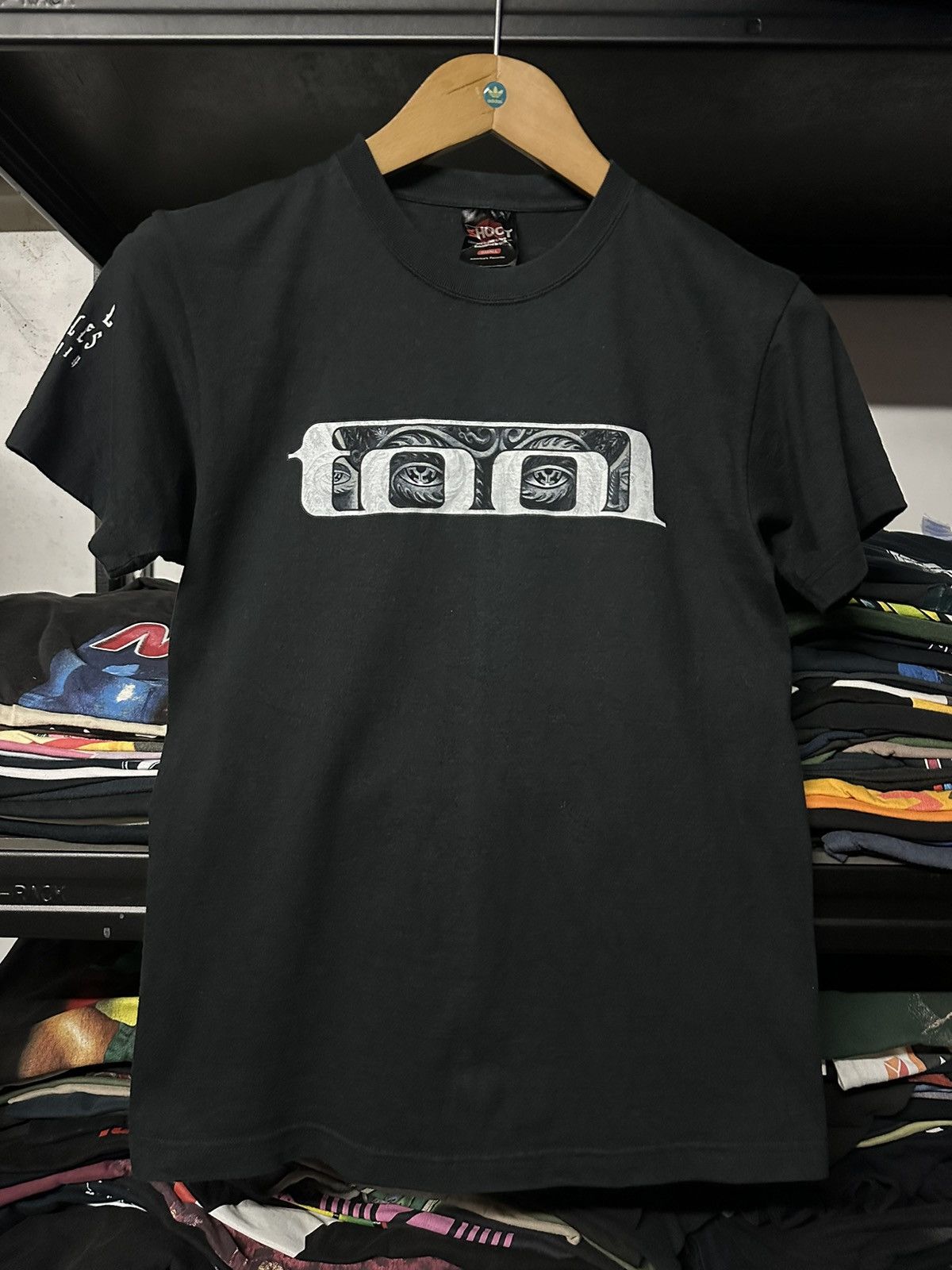 Band Tees × Vintage Vintage Tool Band Tour Japan Faded Tee Size US S / EU 44-46 / 1 - 5 Thumbnail