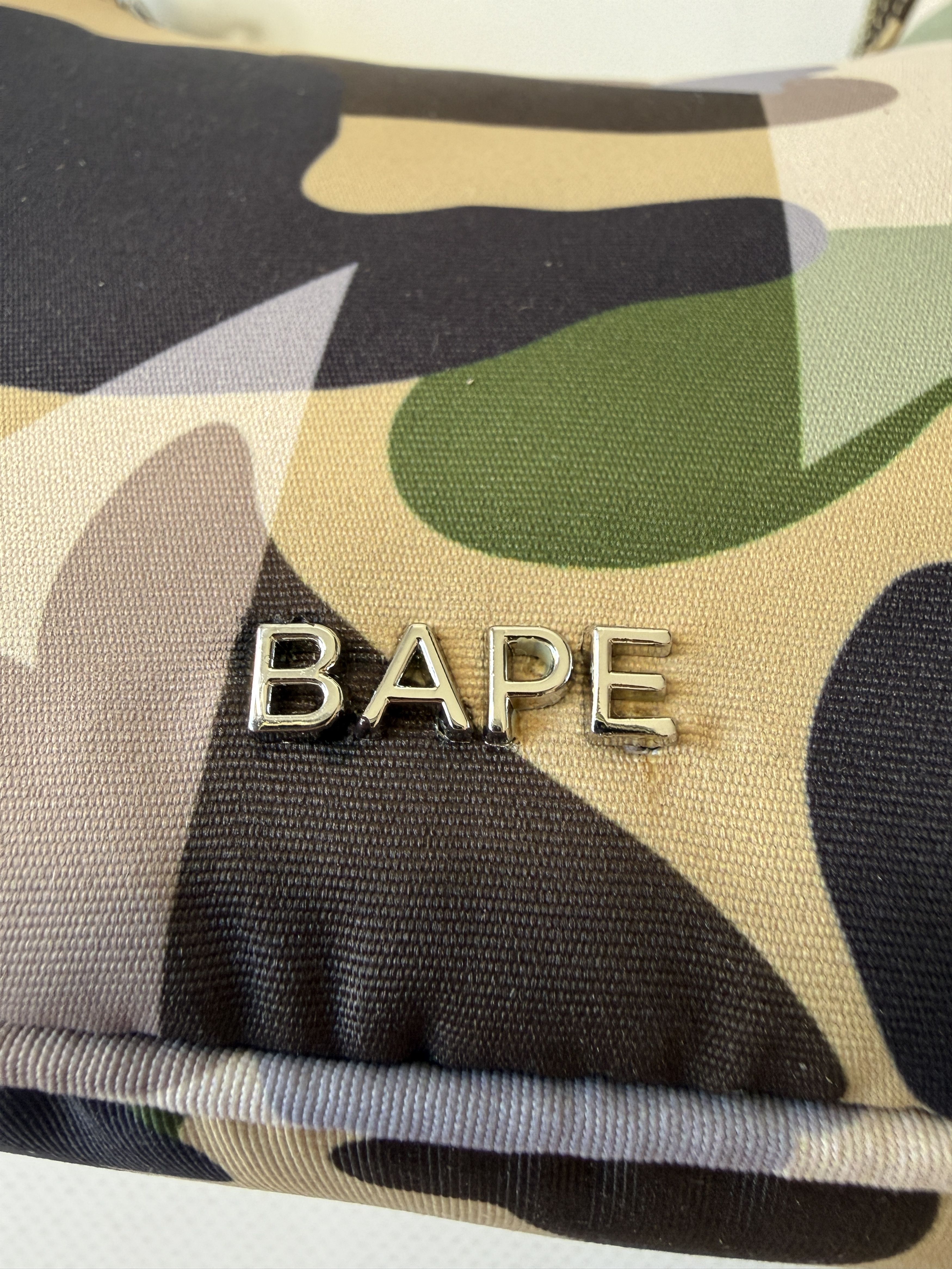 Bape BAPE STA OVER PRINT 1ST CAMO QUILTING MOON SHAPE BAG Size ONE SIZE - 6 Thumbnail
