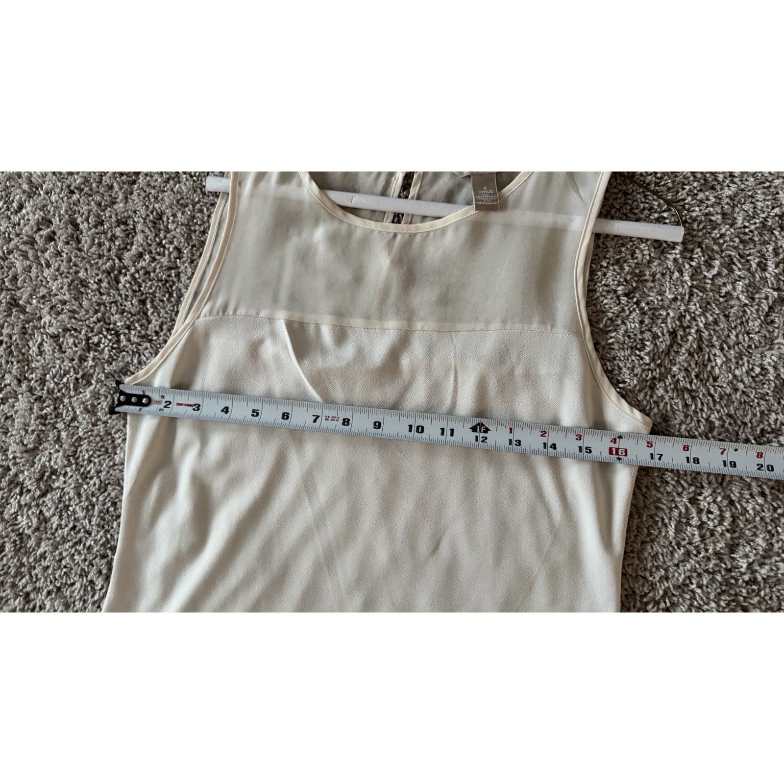 Banana Republic Banana Republic Sleeveless Ivory Blouse Sz S Size S / US 4 / IT 40 - 11 Thumbnail