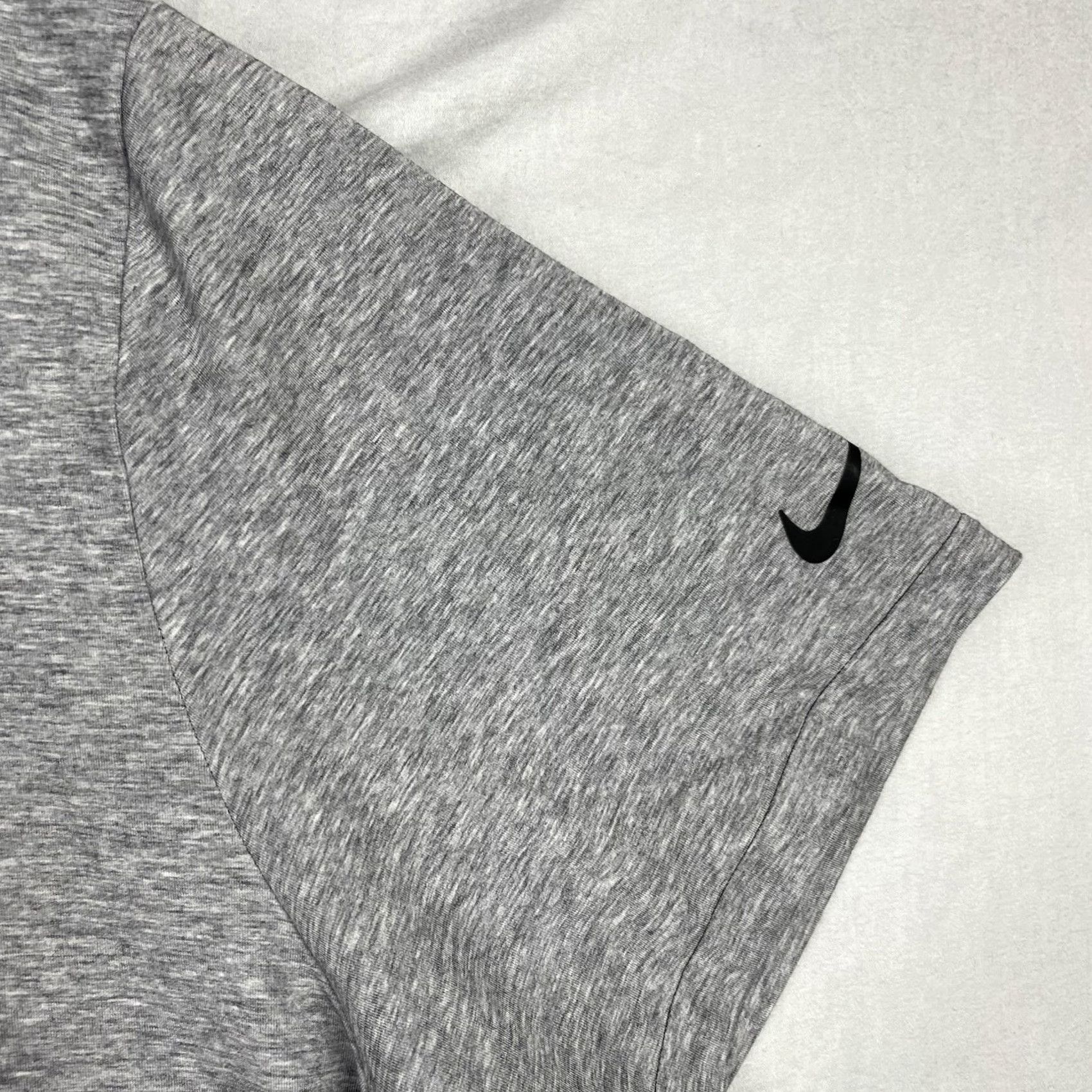 Nike Nike Dri-Fit Polo Shirt Mens XL Gray City Logo Golf Size US XL / EU 56 / 4 - 7 Thumbnail