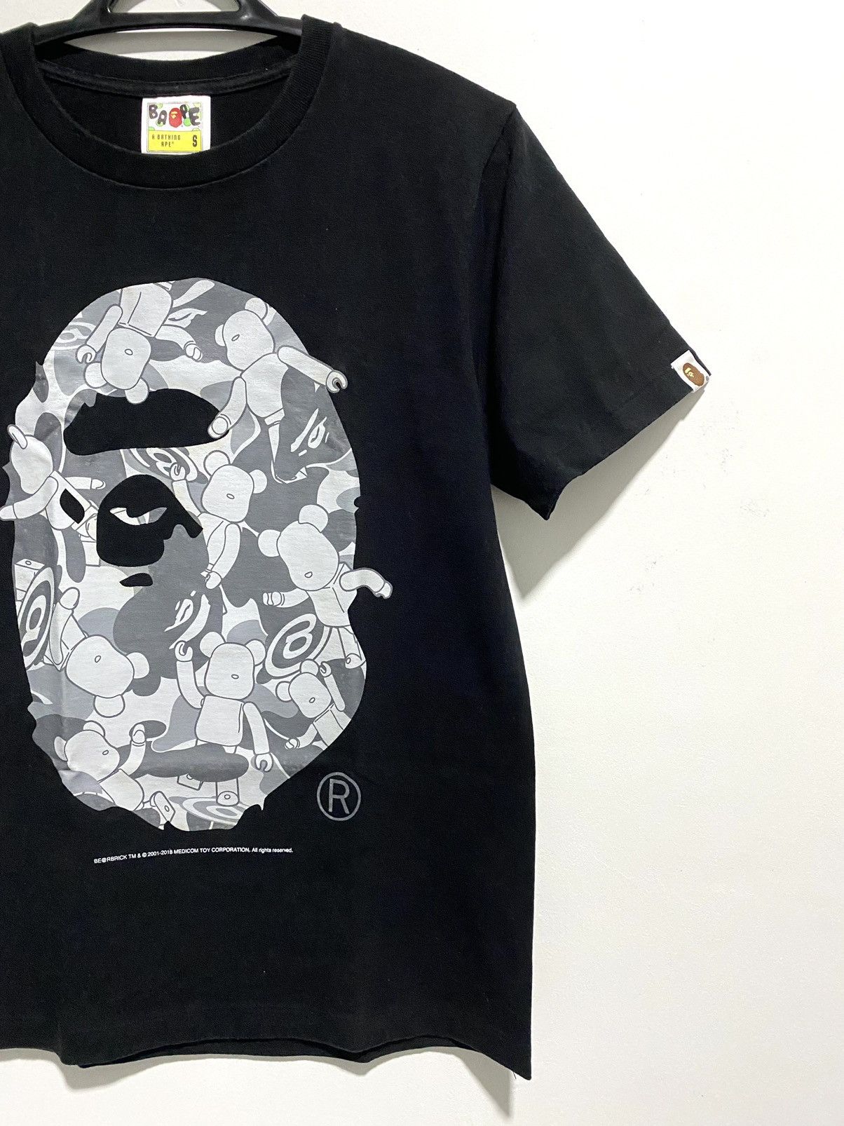 Bape 🔥SALE🔥Bape x Medicom Bearbrick Big Ape Head Tee Size US S / EU 44-46 / 1 - 3 Thumbnail