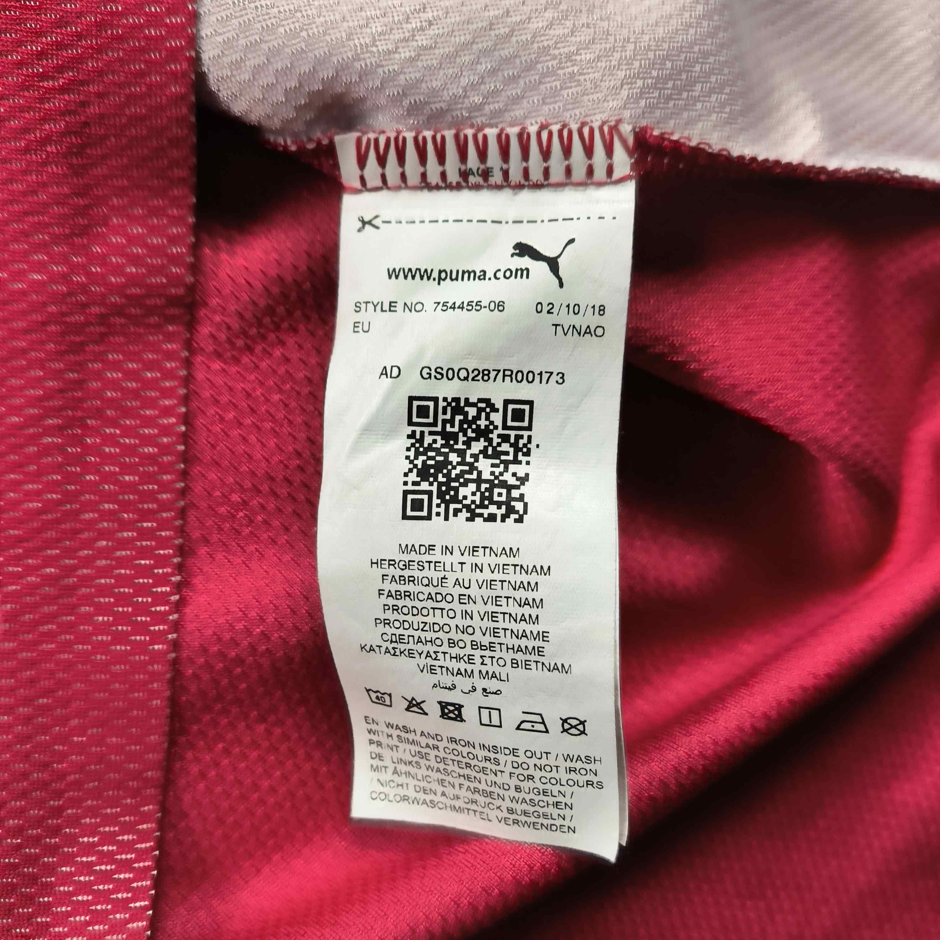Puma AC Milan 2018-19 Puma training football jersey shirt size M Size US M / EU 48-50 / 2 - 6 Thumbnail
