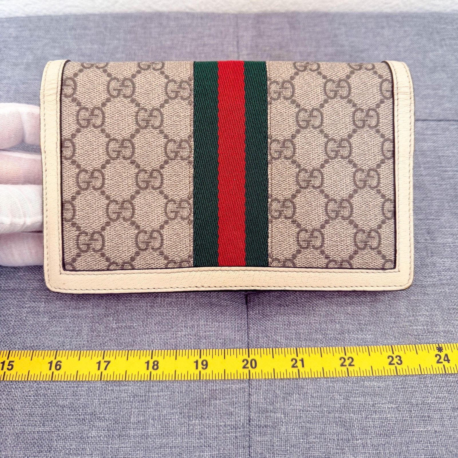Gucci Authentic Gucci Dionysus Bee GG Supreme Chain Shoulder Bag Size ONE SIZE - 3 Thumbnail