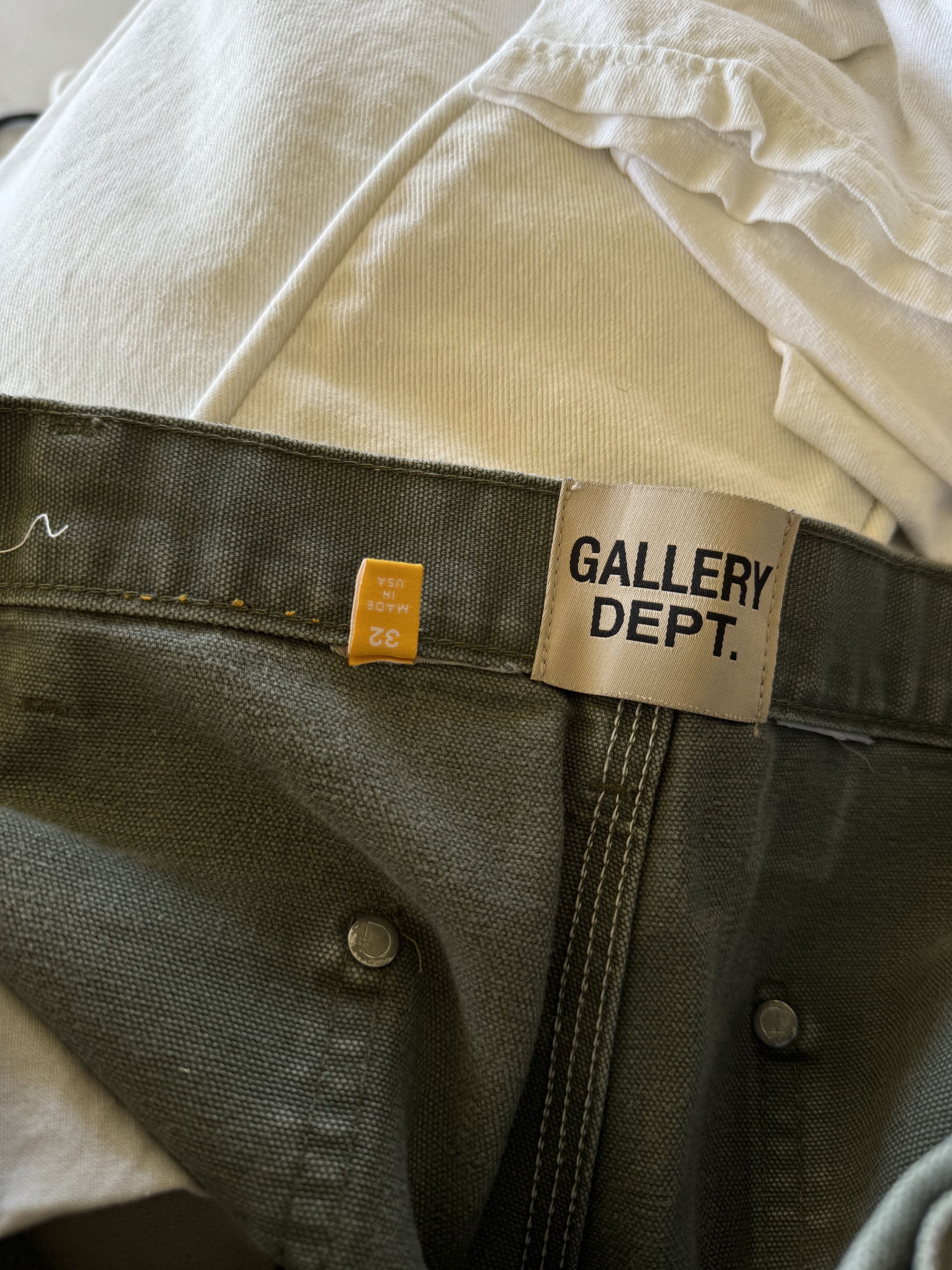 Gallery Dept. 1/1 Green Gallery Dept Carpenter Flares Size US 32 / EU 48 - 16 Thumbnail