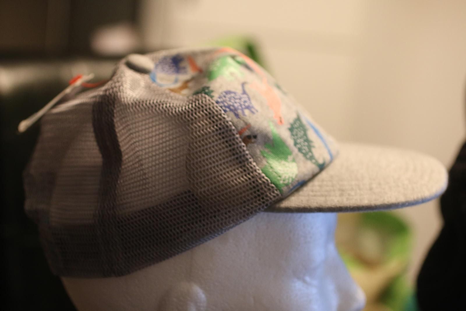 Other Cat & Jack Dinosaur Trucker Hat Kids Youth Snapback Size ONE SIZE - 7 Thumbnail