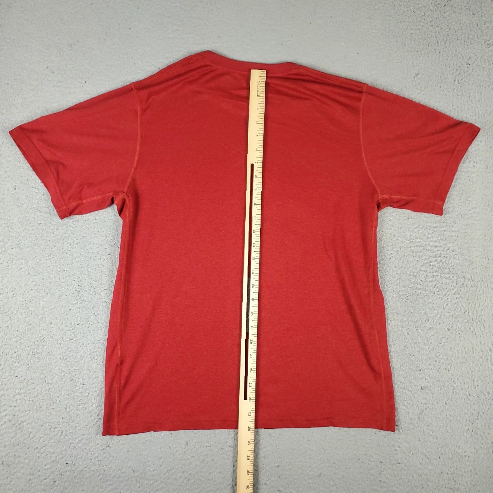 Nike Nike T Shirt Mens M Red Dri-Fit Logo Short Sleeve Casual Knit Crew Neck Sports Unisex Adults Mens Size US M / EU 48-50 / 2 - 5 Thumbnail