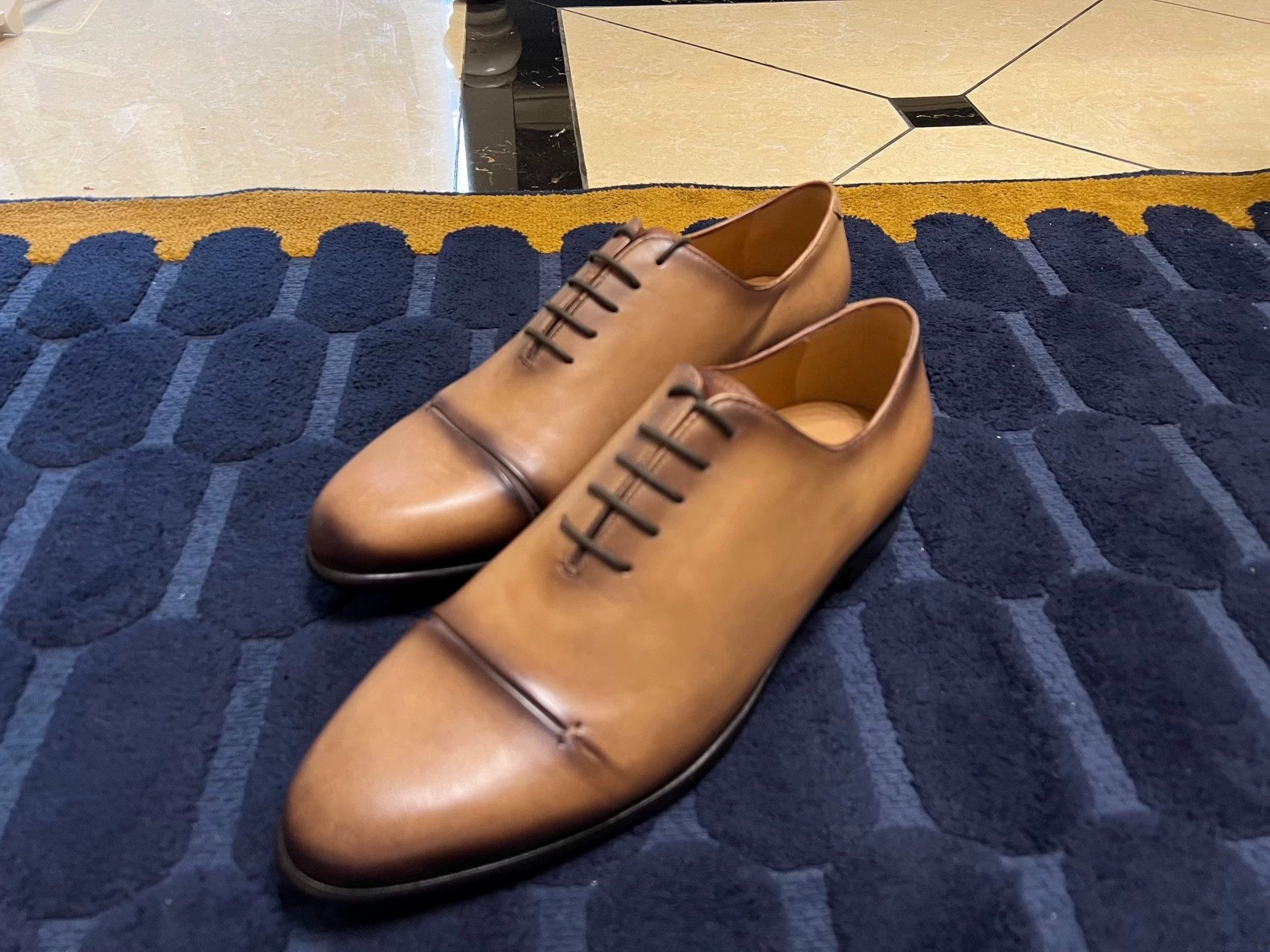 Berluti Berluti US6 Oxford Galet Stitch Venice Calf Minor sole wear Size US 6 / EU 39 - 4 Thumbnail