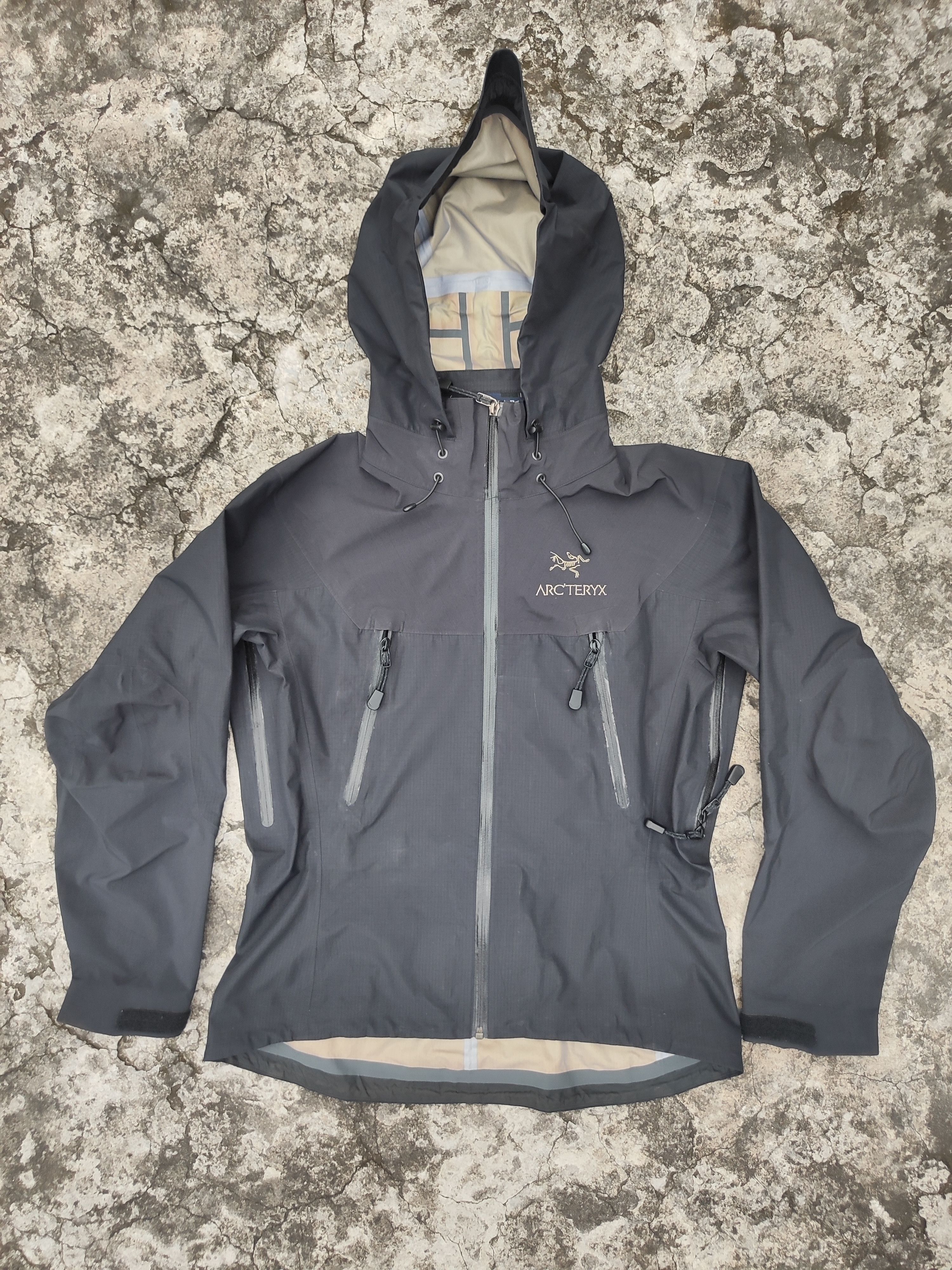 Arc'teryx Arcteryx Beta AR Vintage Goretex XCR Size S / US 4 / IT 40 - 2 Thumbnail