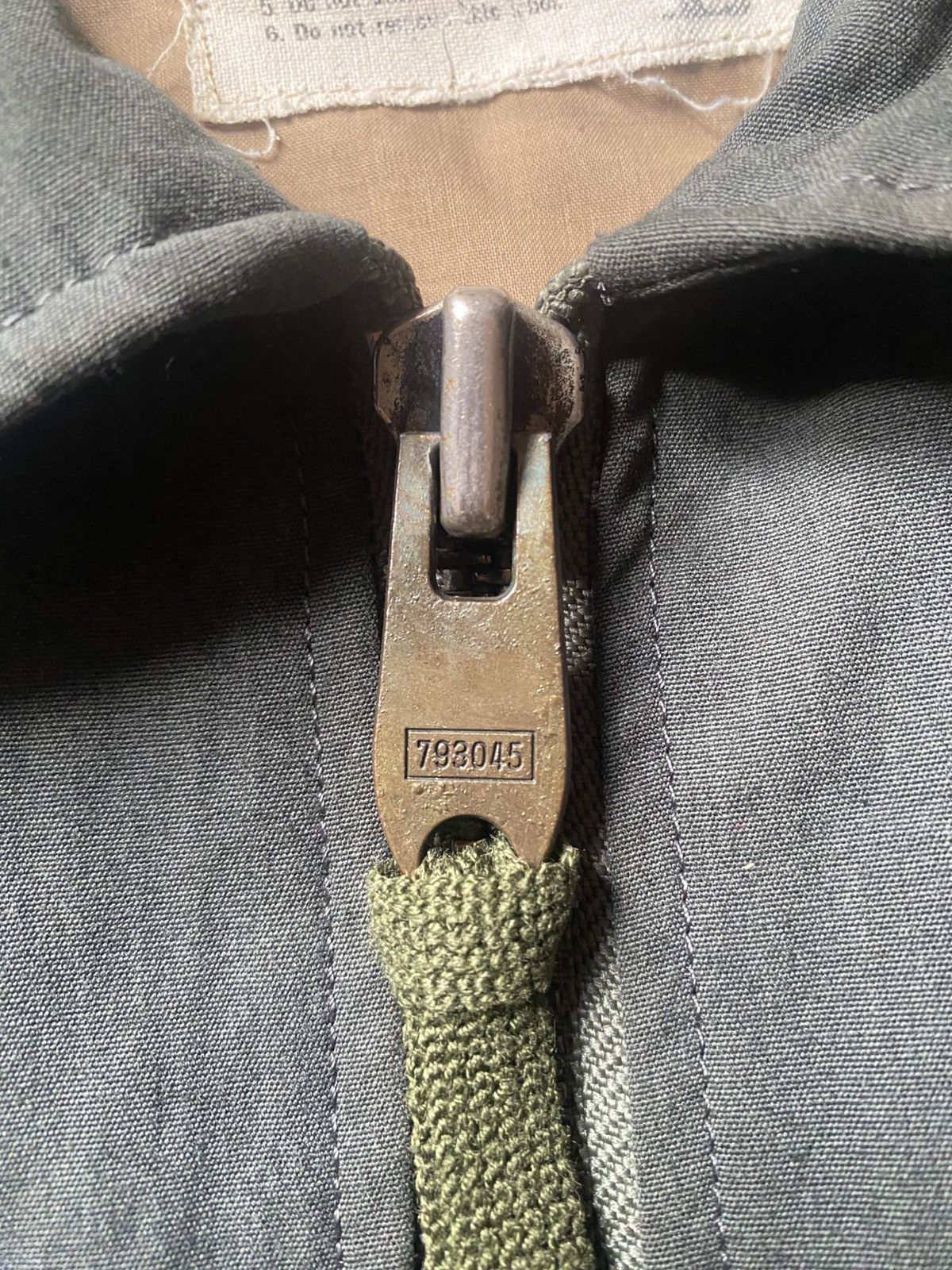 Vintage Vintage germany army flight jacket Size US L / EU 52-54 / 3 - 4 Thumbnail