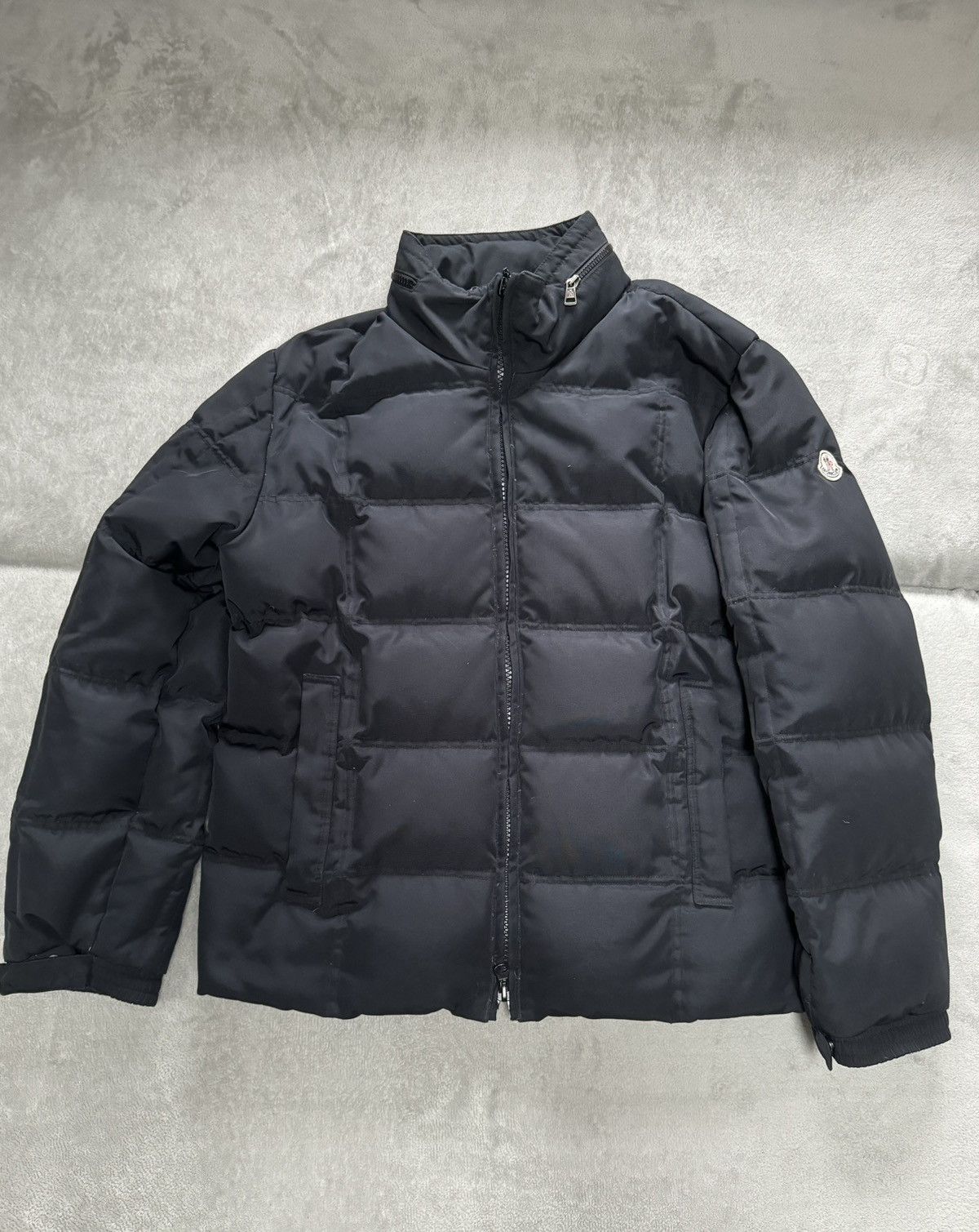 image of Moncler Puffer Jacket in Navy, Men's (Size XL)