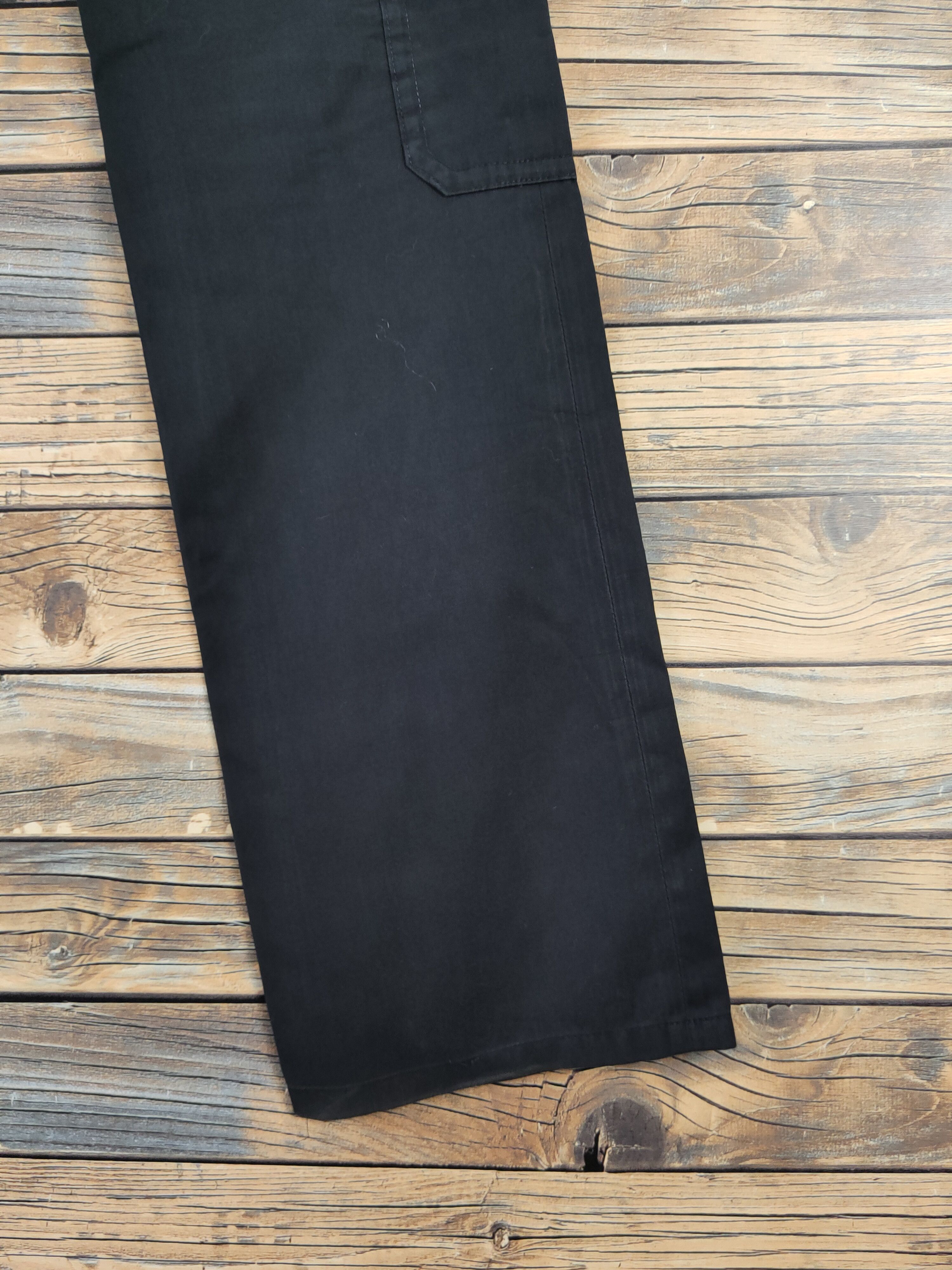 Japanese Brand Japanese Brand Black Multipocket Tactical Cargo Pants #W1899 Size US 31 - 11 Thumbnail
