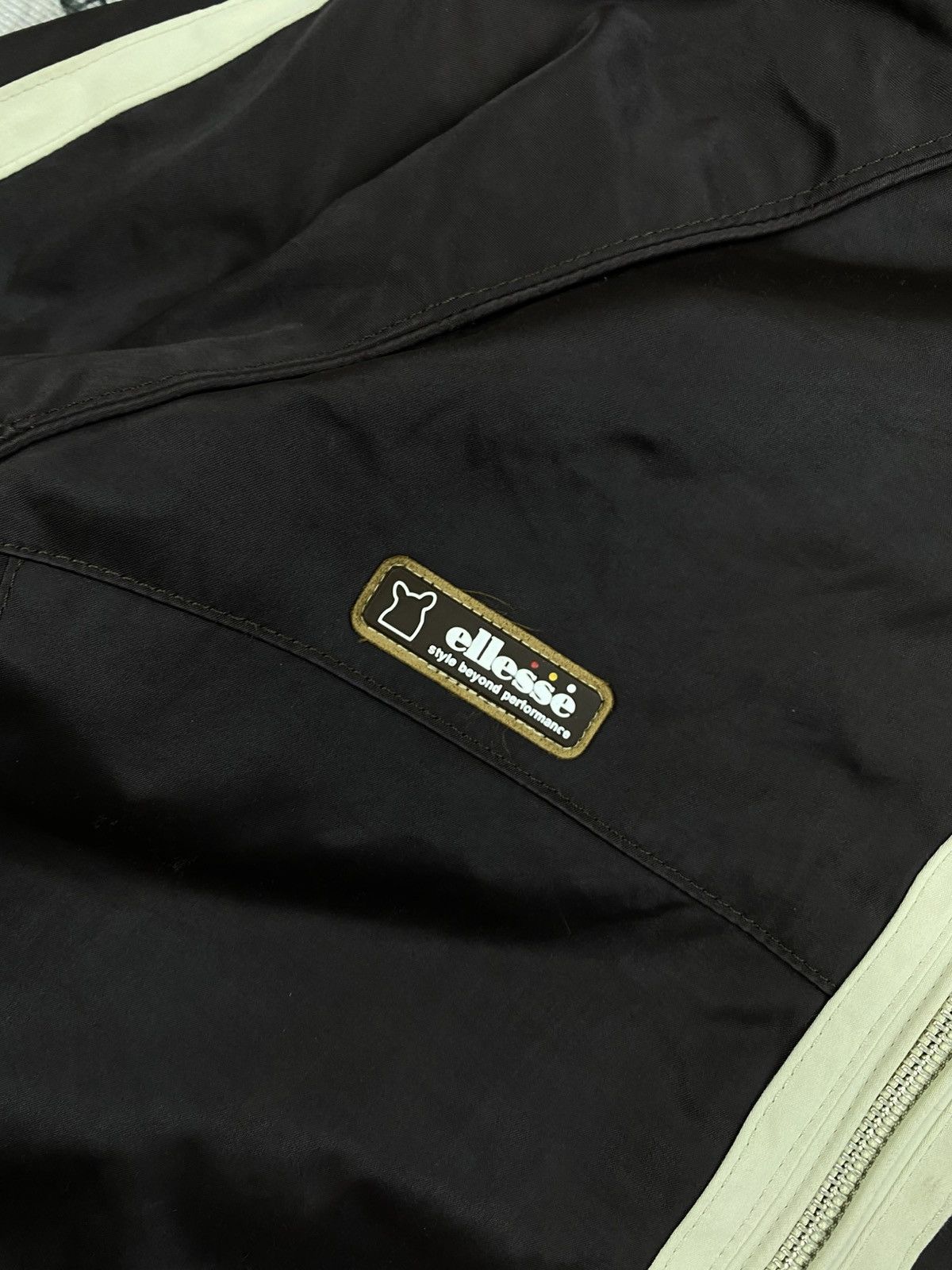 Ellesse Vintage Ellesse Dark Brown Hooded Jacket Size US M / EU 48-50 / 2 - 10 Thumbnail
