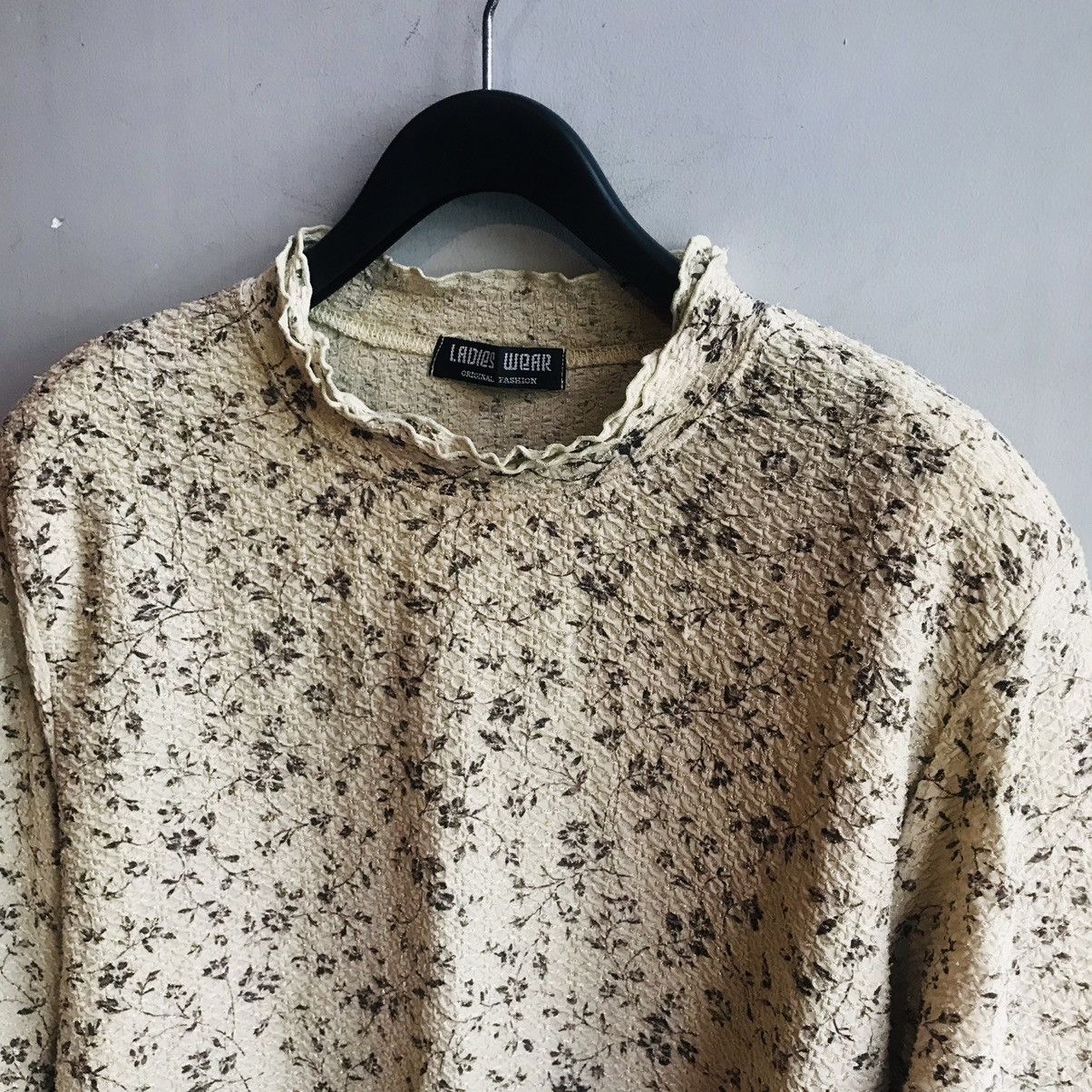 Other Japanese Floral Umock Neck Long Sleeve Size M / US 6-8 / IT 42-44 - 1 Thumbnail