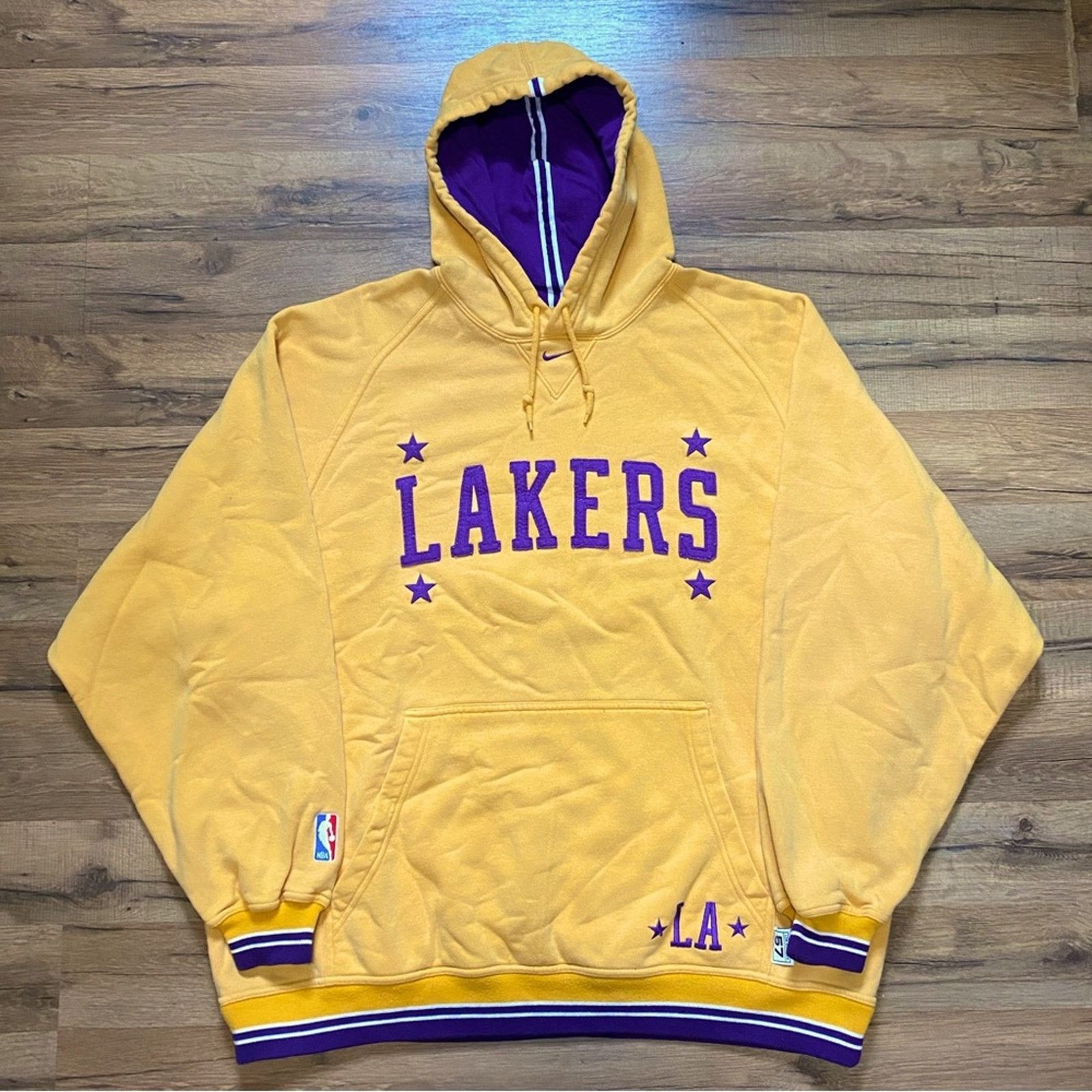 Nike 90s Nike LA Lakers Center Swoosh Hoodie Size US L / EU 52-54 / 3 - 2 Thumbnail