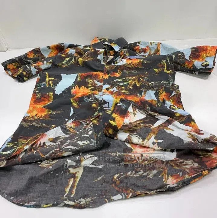 Givenchy Givenchy Men's Loose Printed Cotton Short. Size US XXS / EU 40 - 2 Thumbnail
