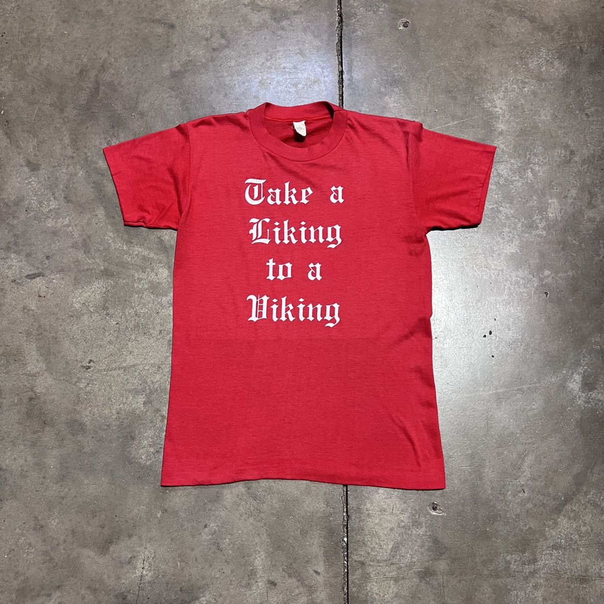Vintage Vintage 70s 80s Graphic Tee Faded Paper Thin USA Viking Size US M / EU 48-50 / 2 - 1 Thumbnail