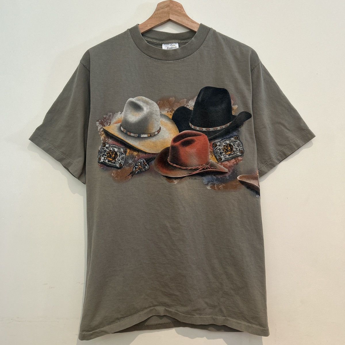 Other Vintage 90s Cowboy Hat And Buckles Graphic Tee Size US L / EU 52-54 / 3 - 1 Thumbnail