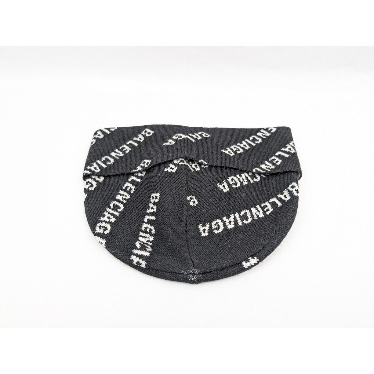 Balenciaga o1rshd1 Q:2 / Size: OS / Logo Beanie Cap / Hat in Black Size ONE SIZE - 7 Thumbnail