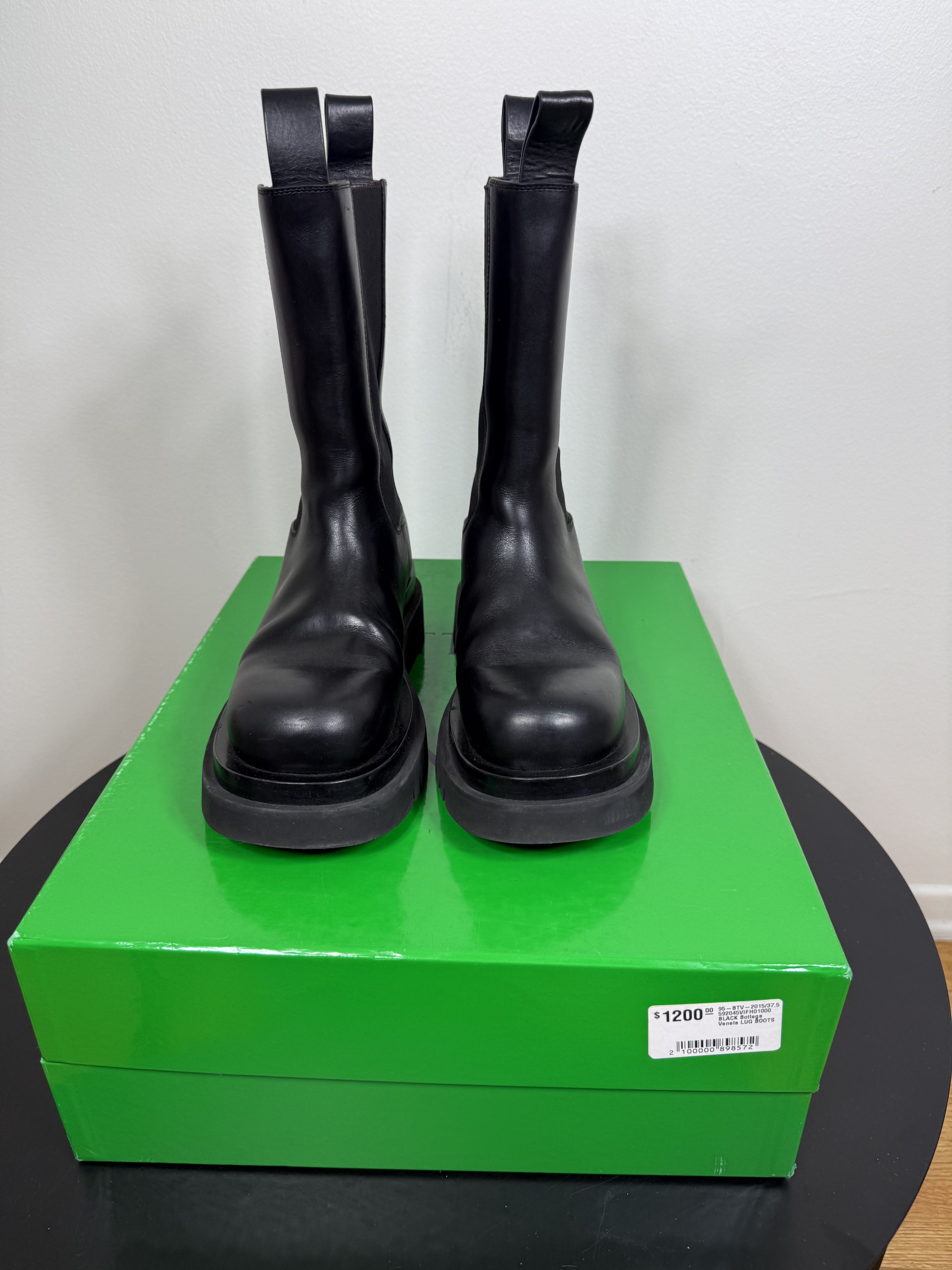 Bottega Veneta Black Leather Chelsea Lug Boots Size US 7.5 / IT 37.5 - 2 Thumbnail