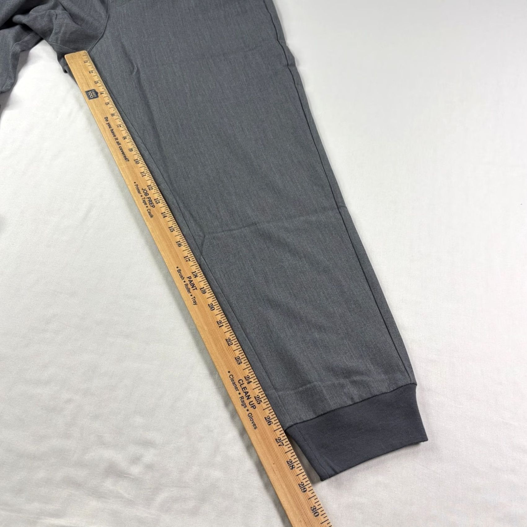 Vintage FIGS Scrub Pants Womens XL Gray Zamora 2.0 Jogger Nurse Medical Uniform NEW Size 40" / US 18 - 7 Thumbnail