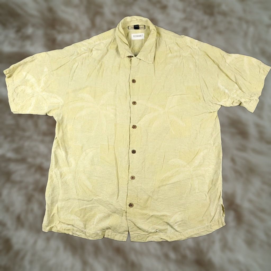 Tommy Bahama Tommy Bahama Hawaiian Shirt Mens Large Yellow Floral Button Up Short Sleeve Size US L / EU 52-54 / 3 - 1 Thumbnail
