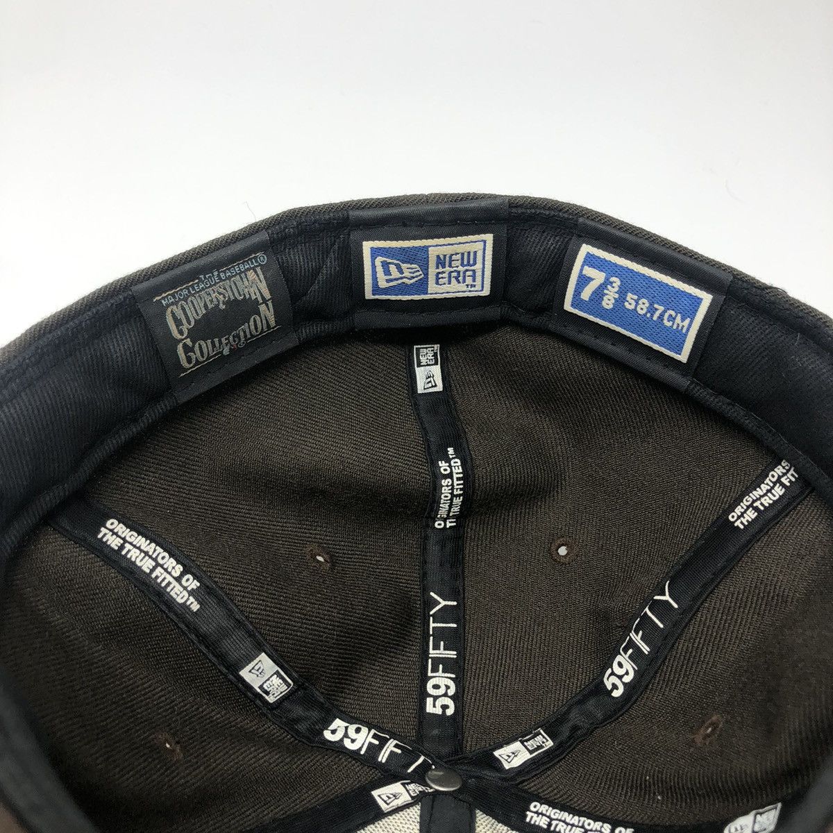 MLB × New Era New Era San Diego Padres MLB Fitted Hat Size 7 3/8 Size ONE SIZE - 8 Thumbnail