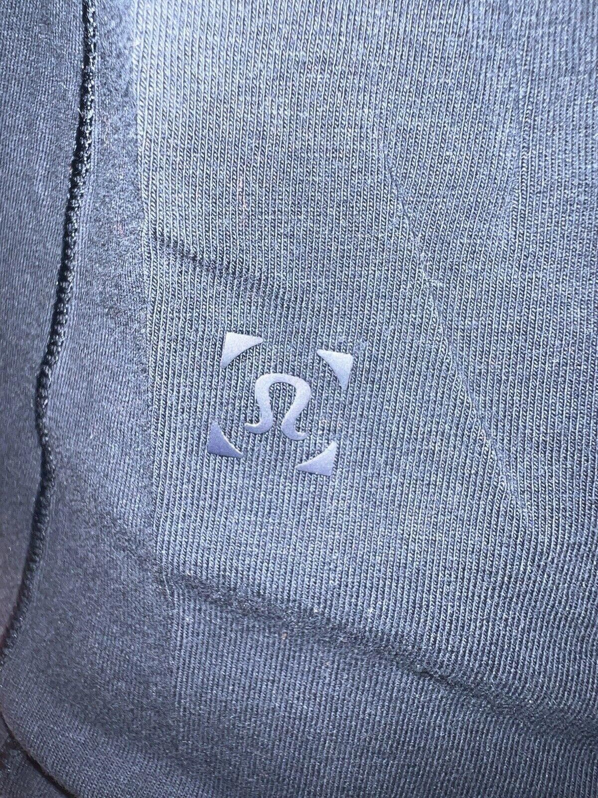 Designer Lululemon Men’s Tshirt Size US L / EU 52-54 / 3 - 5 Thumbnail