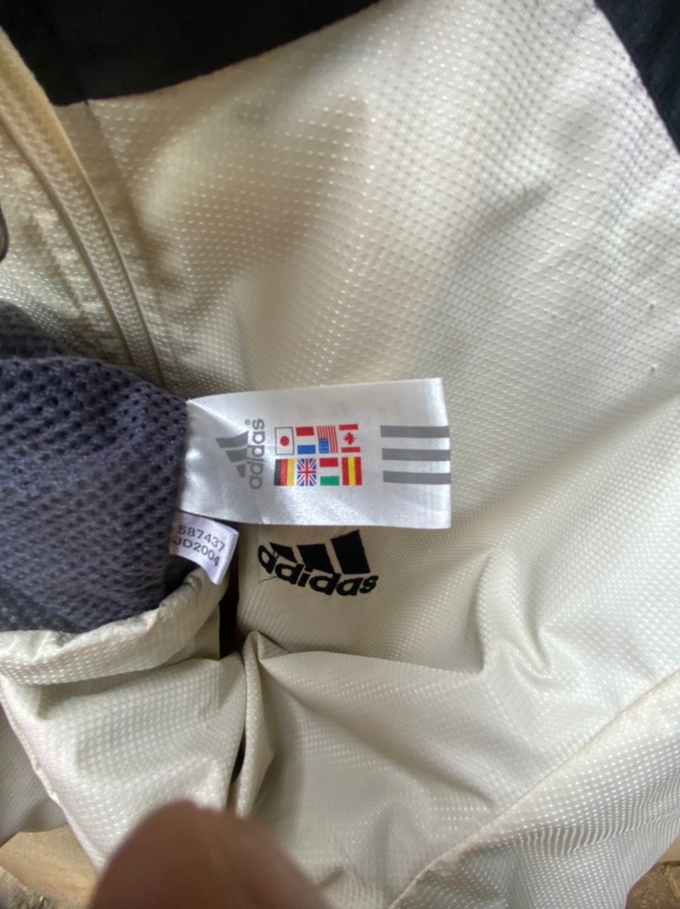 Adidas Vintage Adidas ClimaProof Light Jacket Size US M / EU 48-50 / 2 - 7 Thumbnail