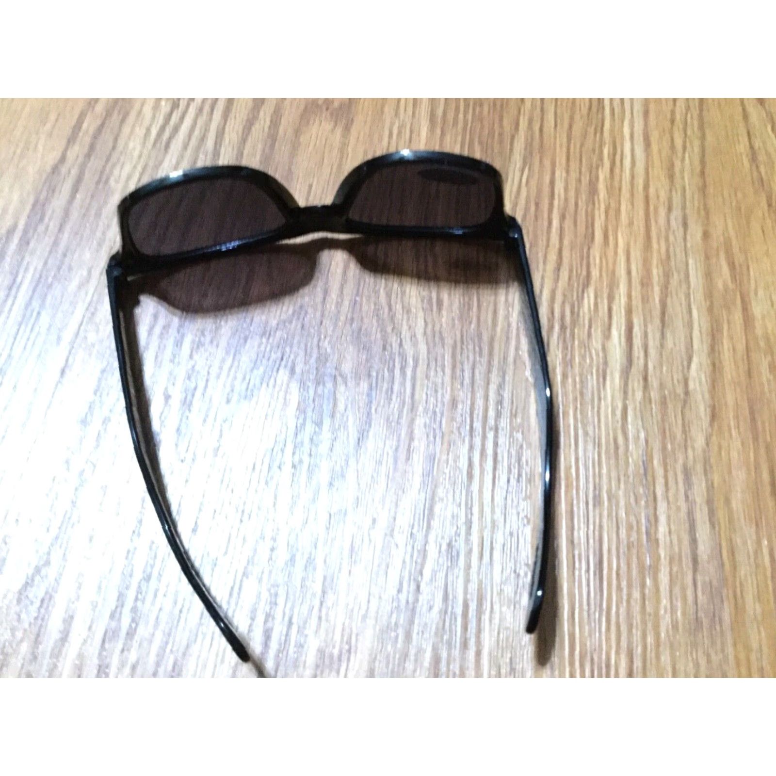 Vintage VINTAGE Women's Black Sunglasses Eyewear UV Protection Rectangle Shades Black Frame Size ONE SIZE - 7 Thumbnail