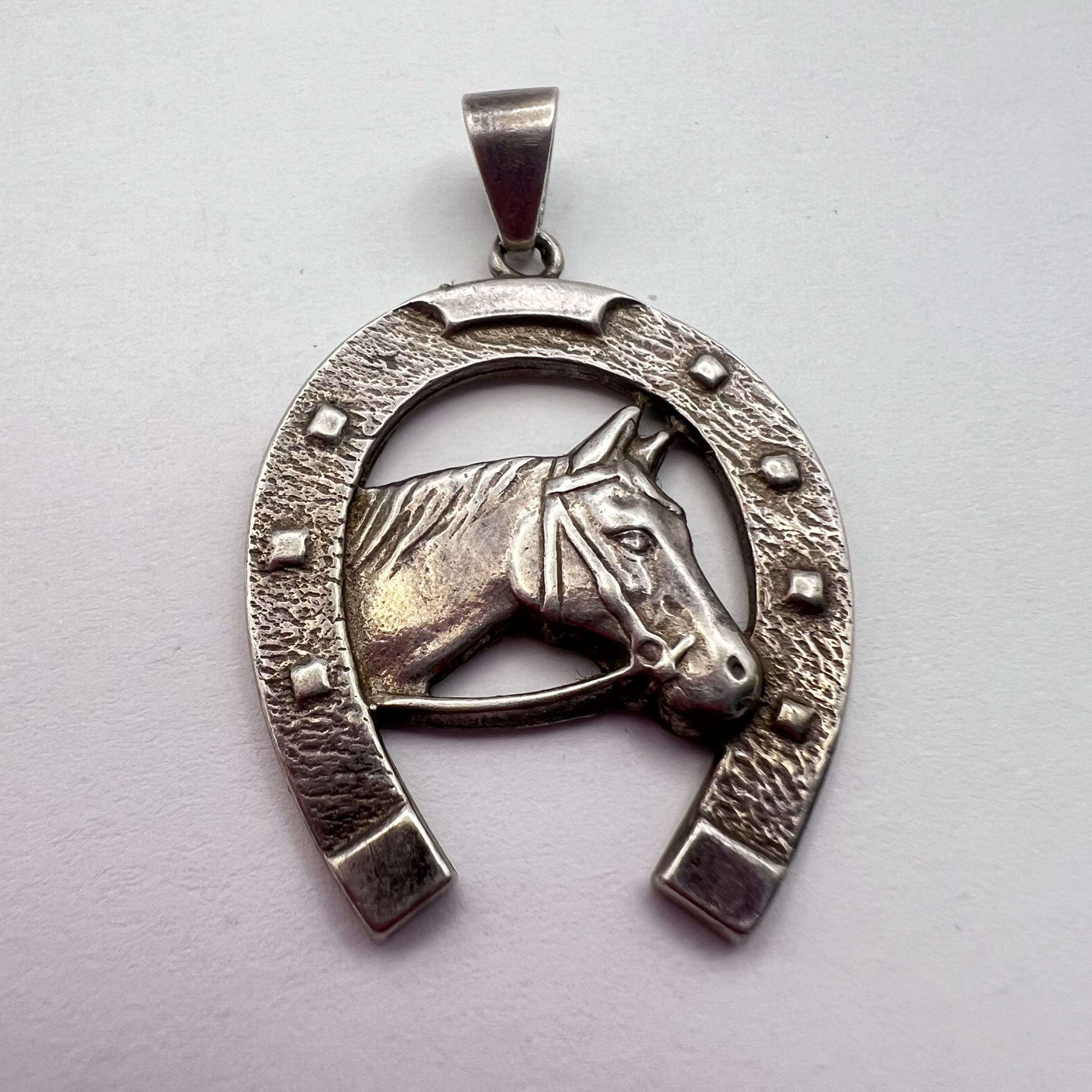 Sterling Silver Vintage Sterling Silver 925 Horseshoe Horse Pendant 7.3g Size ONE SIZE - 3 Thumbnail