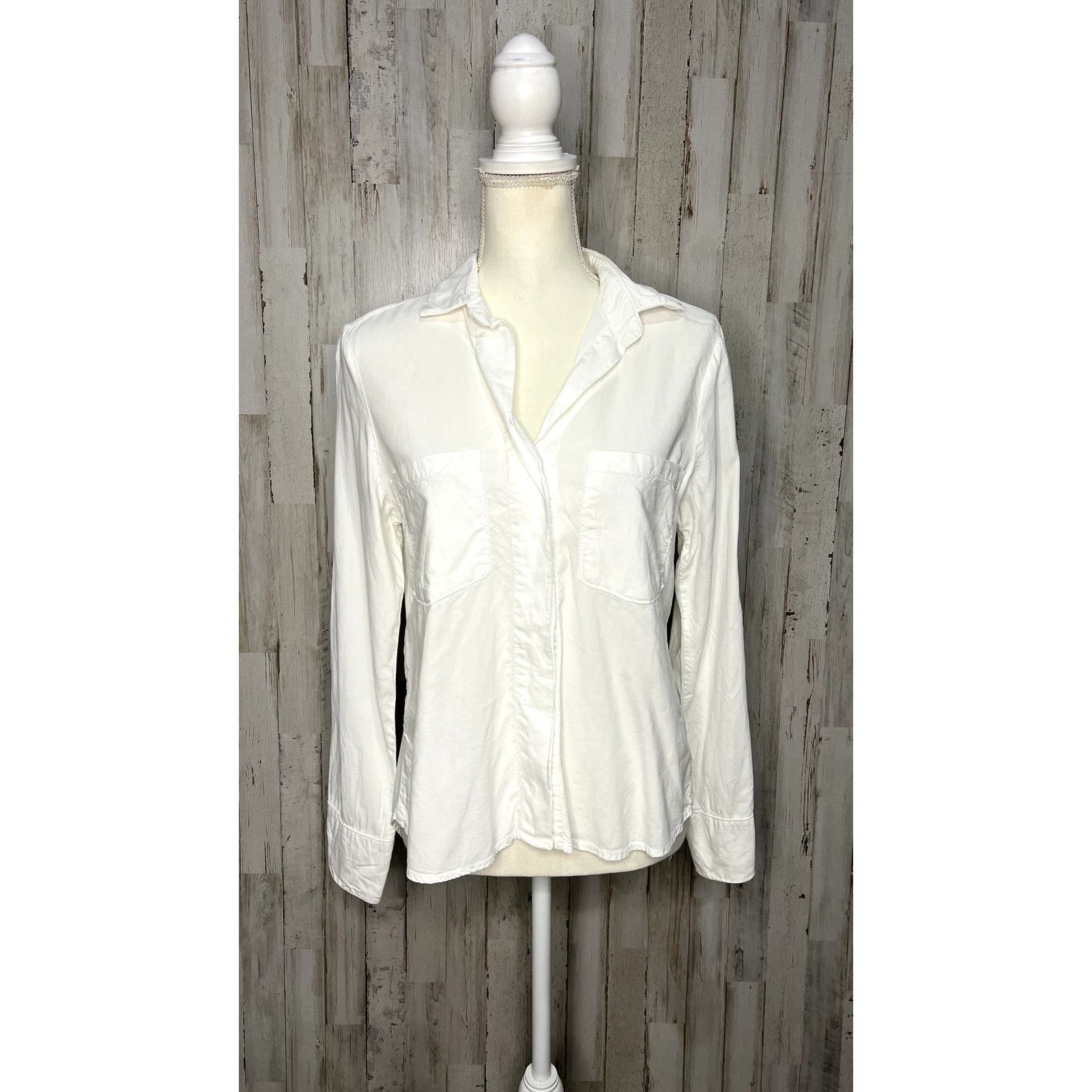 Anthropologie Cloth & Stone Women's XS White Button-Up Shirt Long Sleeve Size XS / US 0-2 / IT 36-38 - 2 Thumbnail