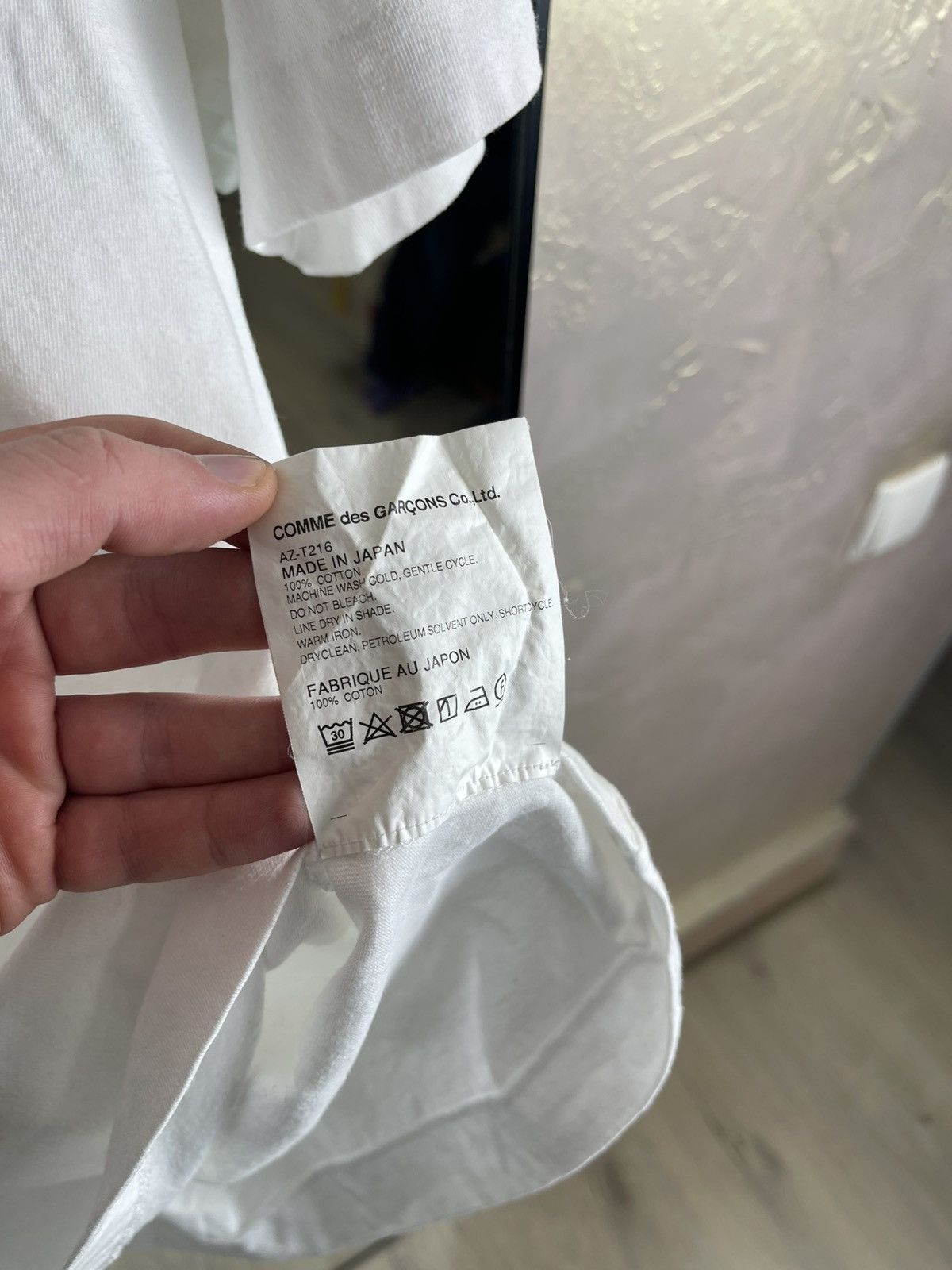 Comme des Garcons CDG PLAY Gold Heart Tee: Premium Japanese Craft Aesthetic Size US L / EU 52-54 / 3 - 7 Thumbnail