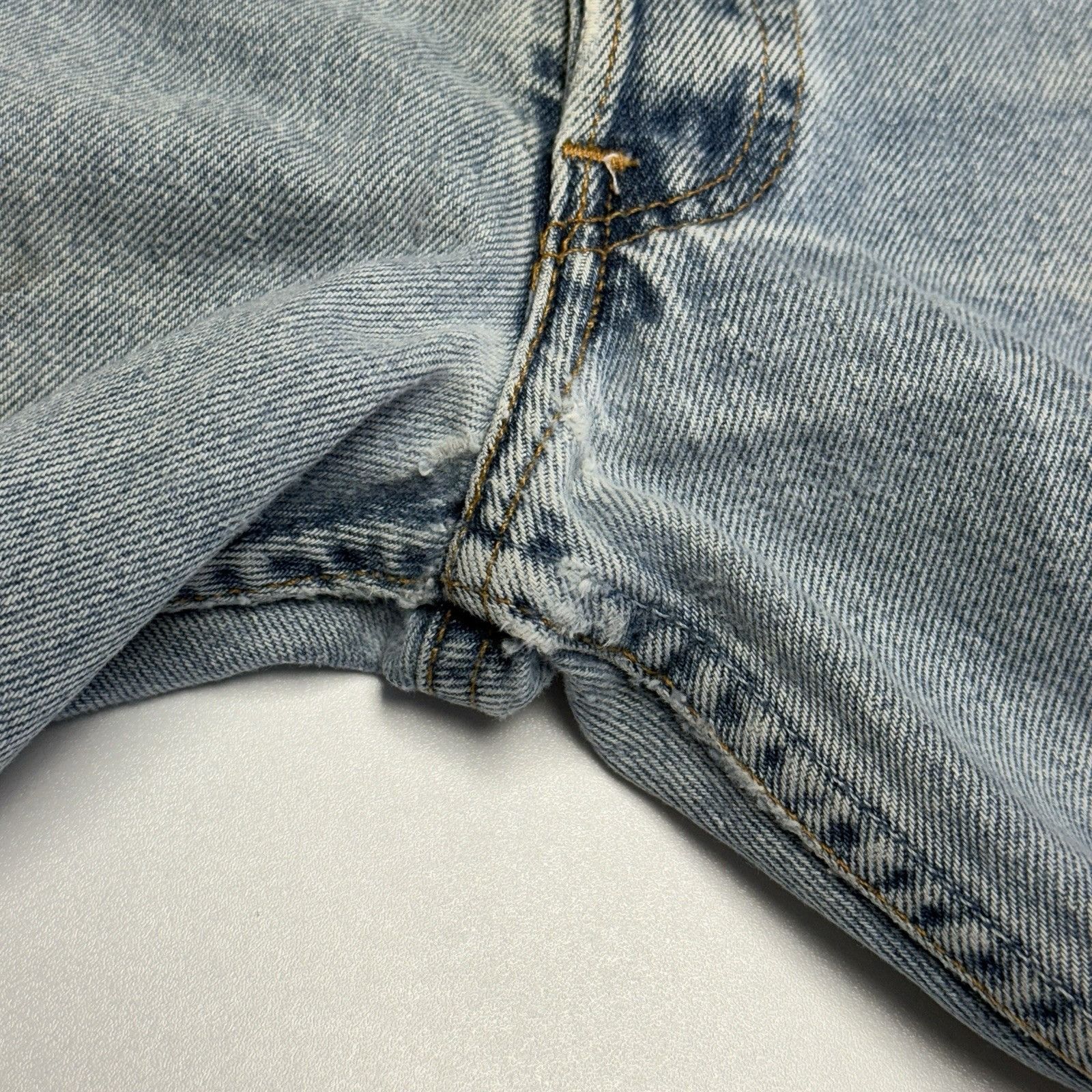 Levi's Vintage Levi’s 501 Jeans Mens 36x30 (34x28.5) Button Fly Den Size US 36 / EU 52 - 7 Thumbnail