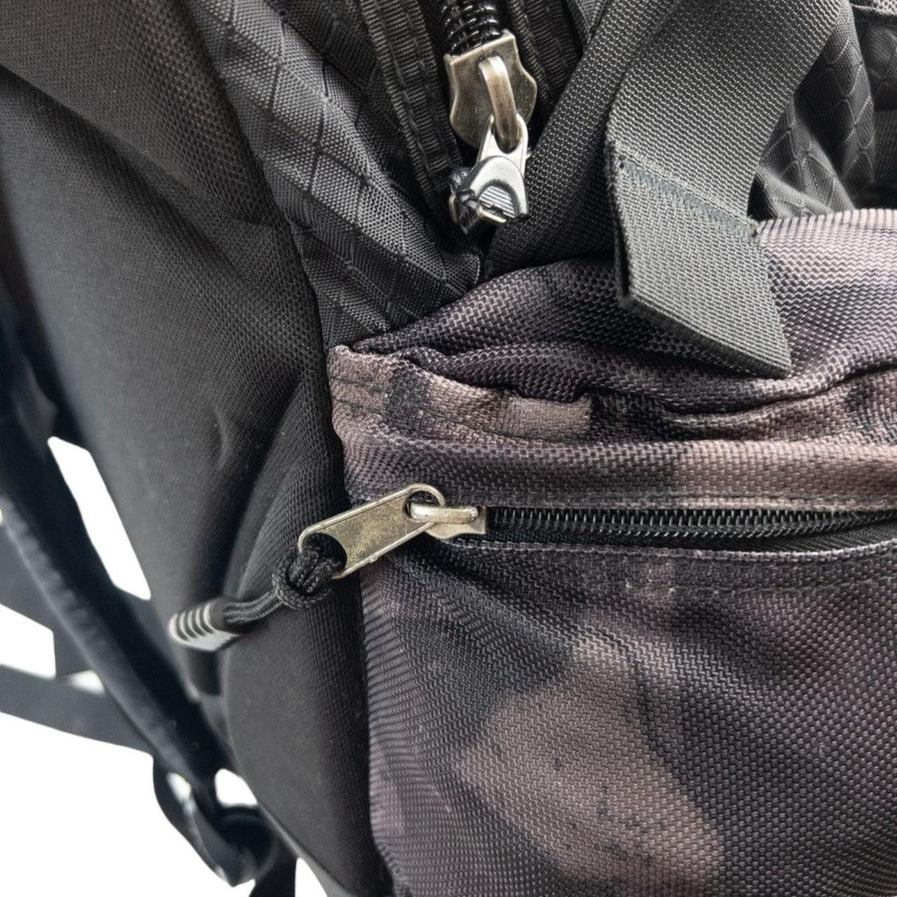 Oakley Vintage Oakley Icon Camo Backpack Size ONE SIZE - 8 Thumbnail