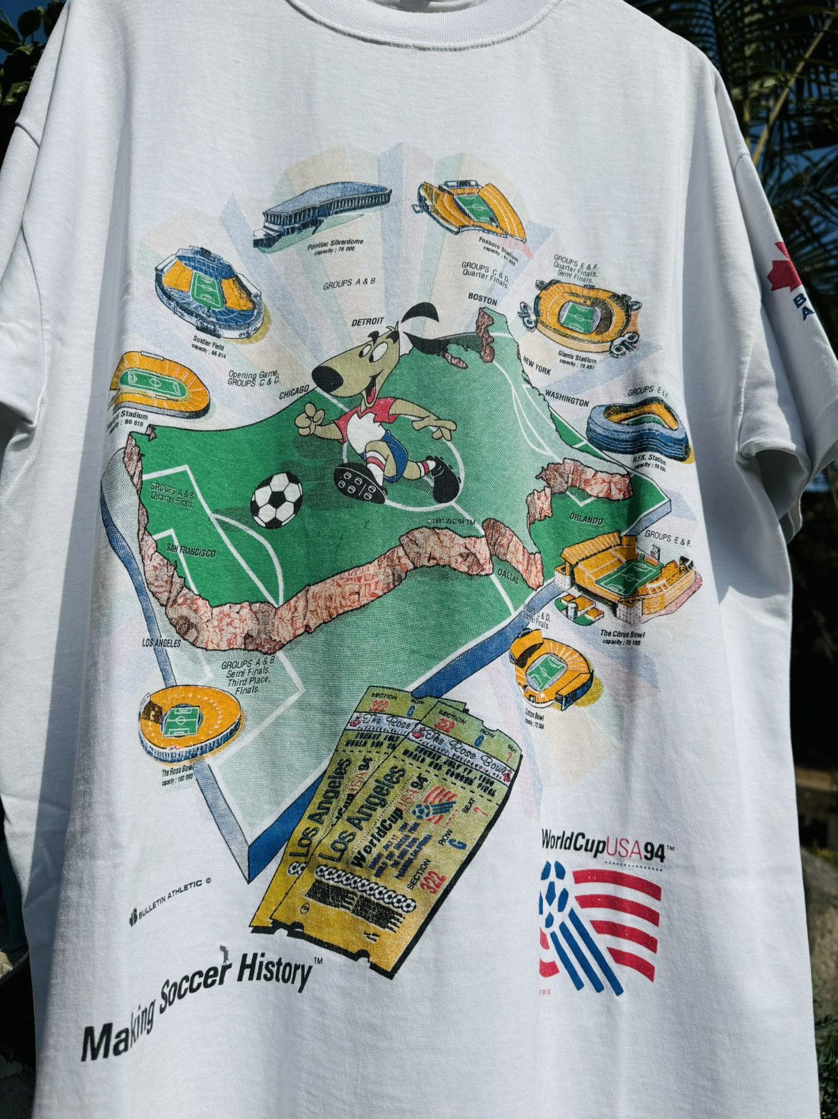 Vintage GRAIL Vintage 94 FIFA World Cup USA 1994 Size US M / EU 48-50 / 2 - 5 Thumbnail