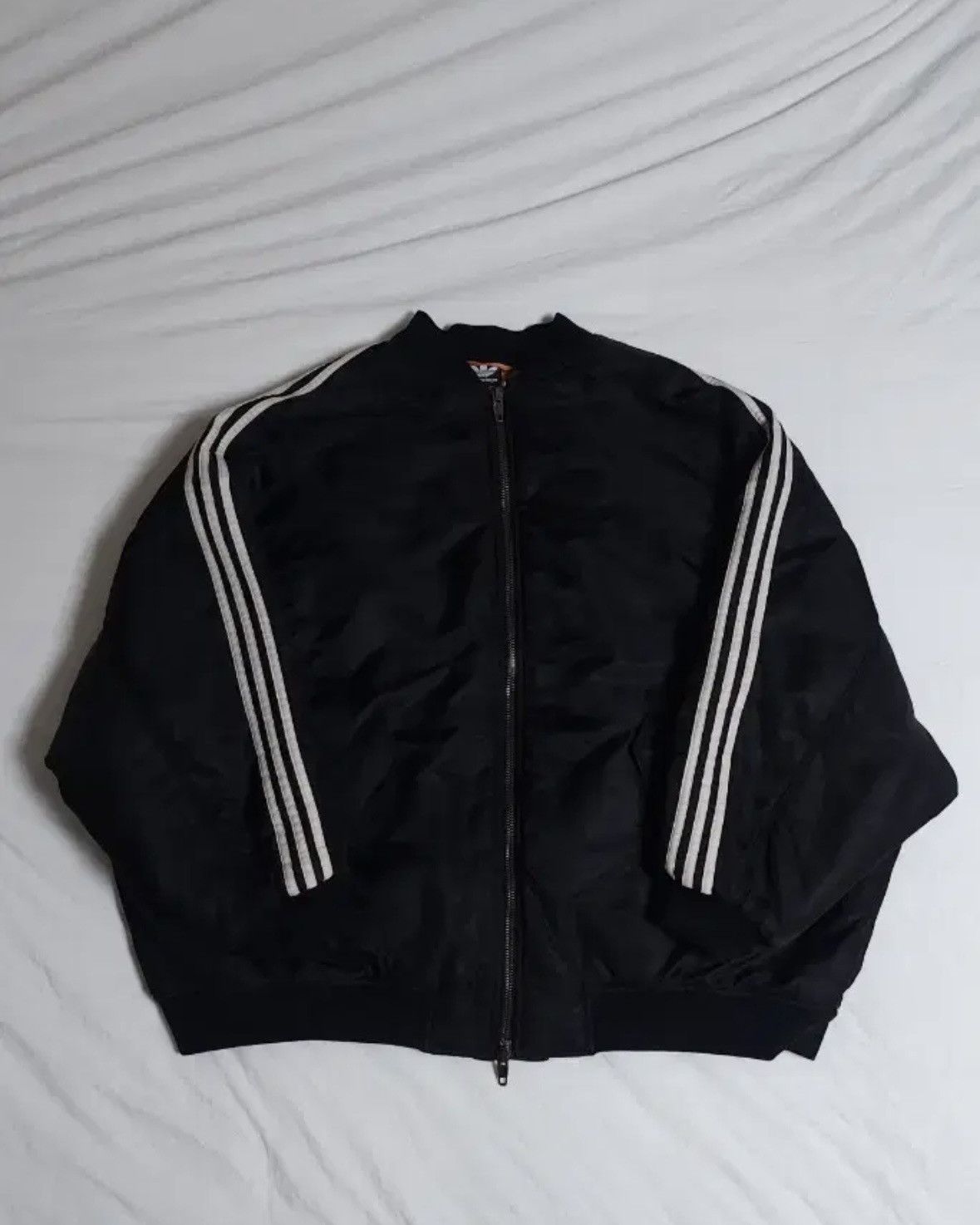 Adidas × Balenciaga Balenciaga x Adidas Ma-1 Bomber Black Size US L / EU 52-54 / 3 - 2 Thumbnail