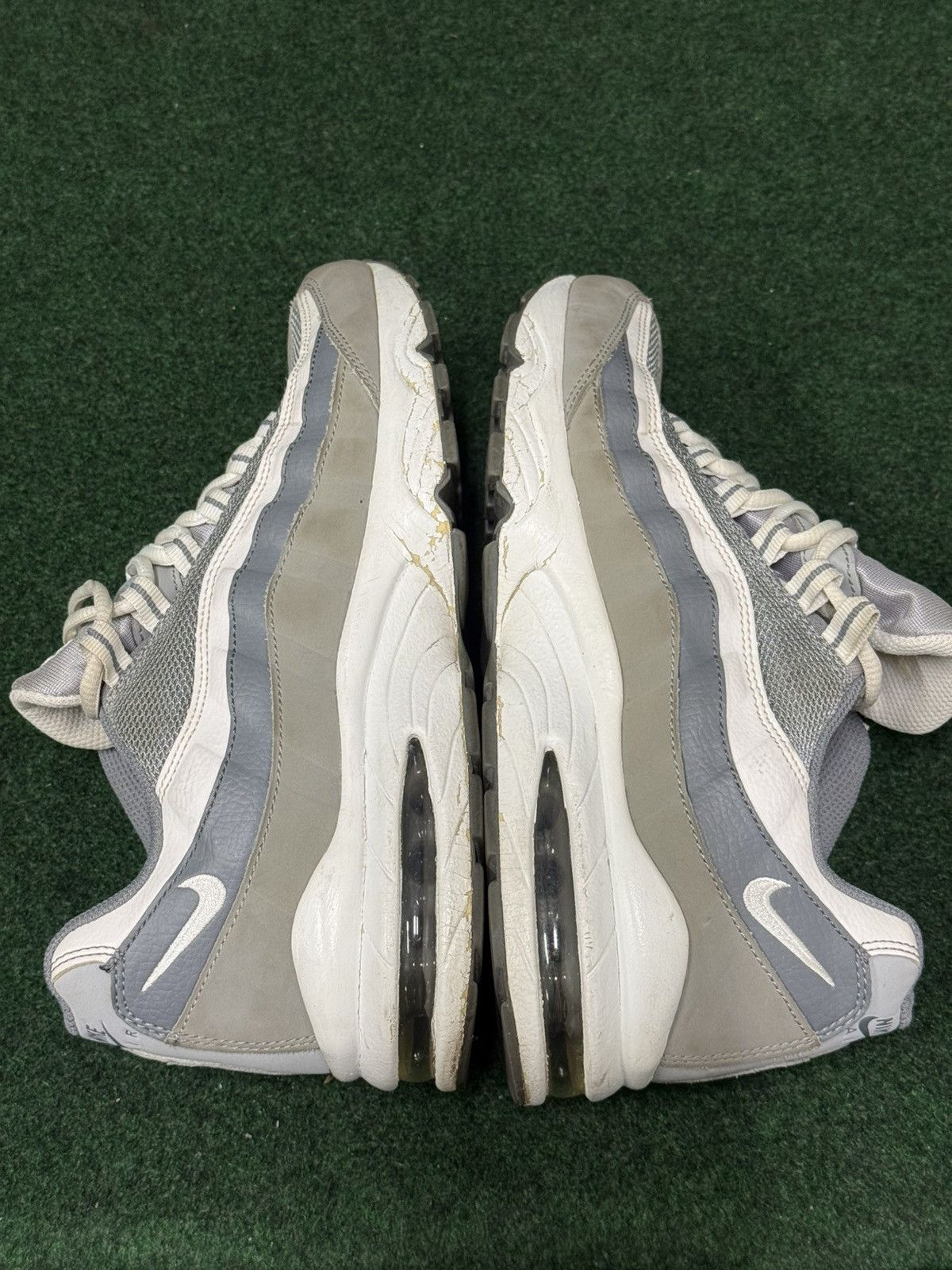 Nike 2015 Nike Air Max 95 GS Cool Grey 307565-091 Size US 7 / EU 40 - 3 Thumbnail