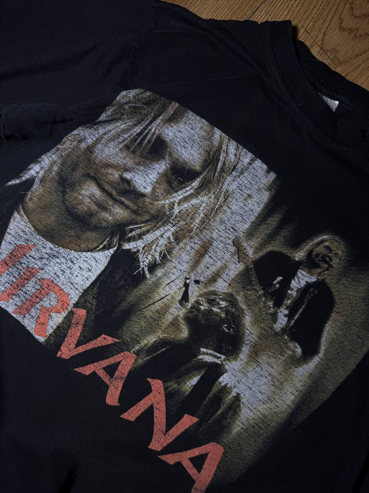 Nirvana Vintage Nirvana Kurt Cobain 90s Band T-shirt Size S Size US S / EU 44-46 / 1 - 3 Thumbnail