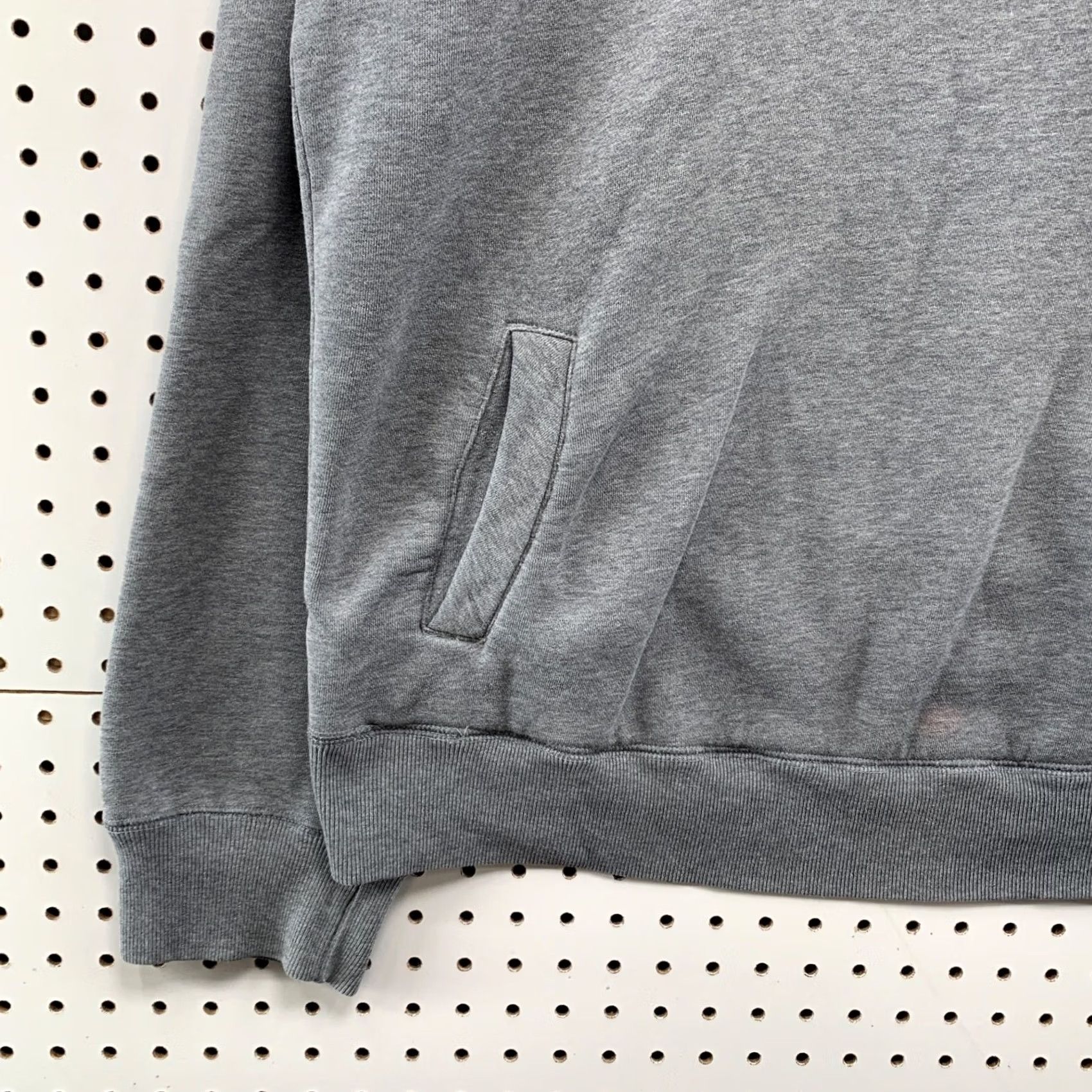 Abercrombie & Fitch Abercrombie Fitch 1/4 Zip Pullover Sweatshirt Mens Medium Gray Pocket 24x28 - Pre-Owned Size US M / EU 48-50 / 2 - 7 Thumbnail