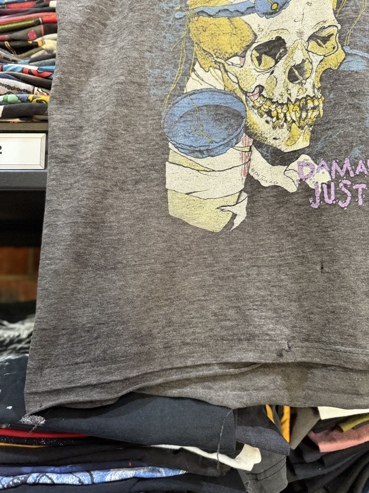 Band Tees Thrashed Vintage 80s Metallica Pushead Paper Thin Tank Top T Size US L / EU 52-54 / 3 - 10 Thumbnail